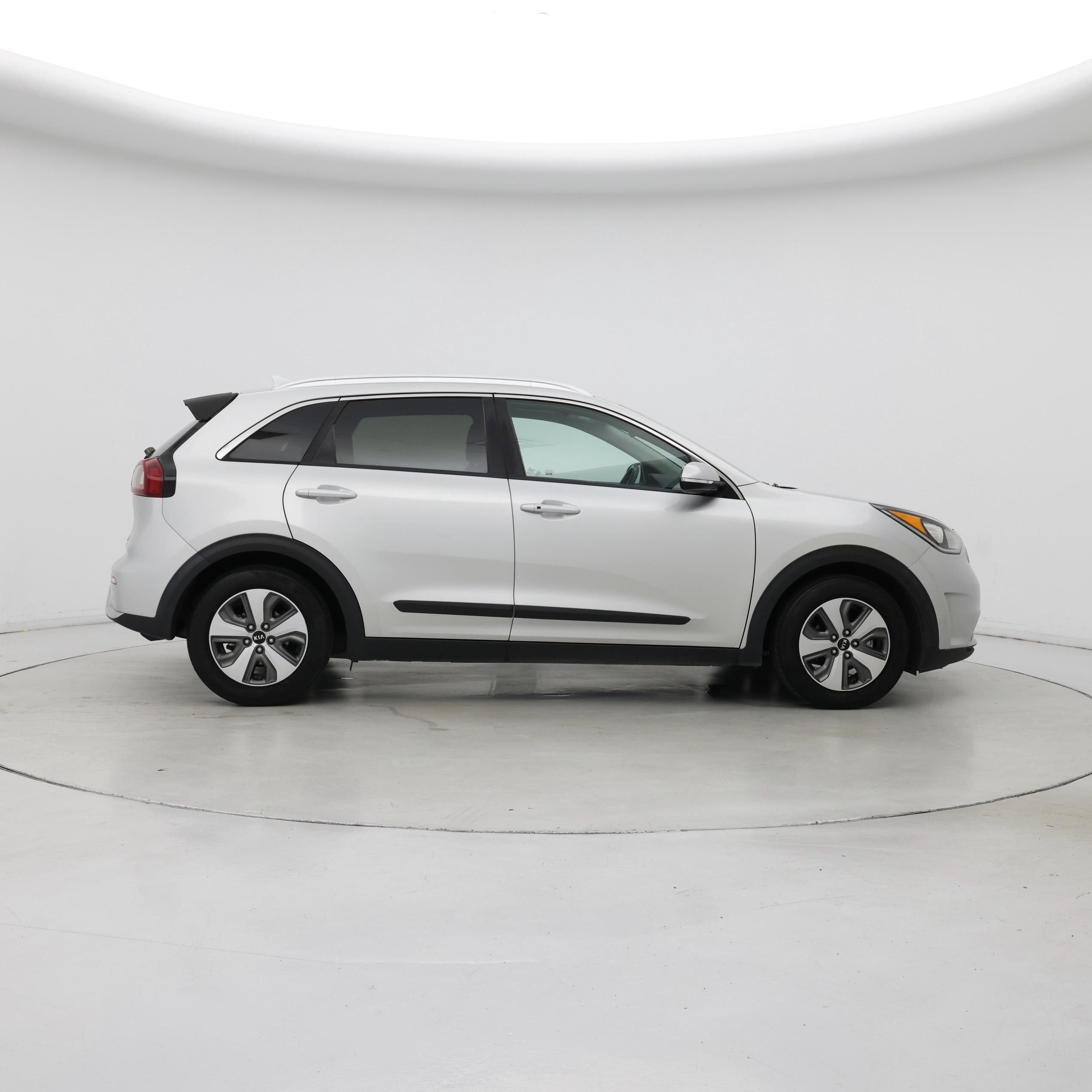 Thumbnail: 2019 Kia Niro - 7