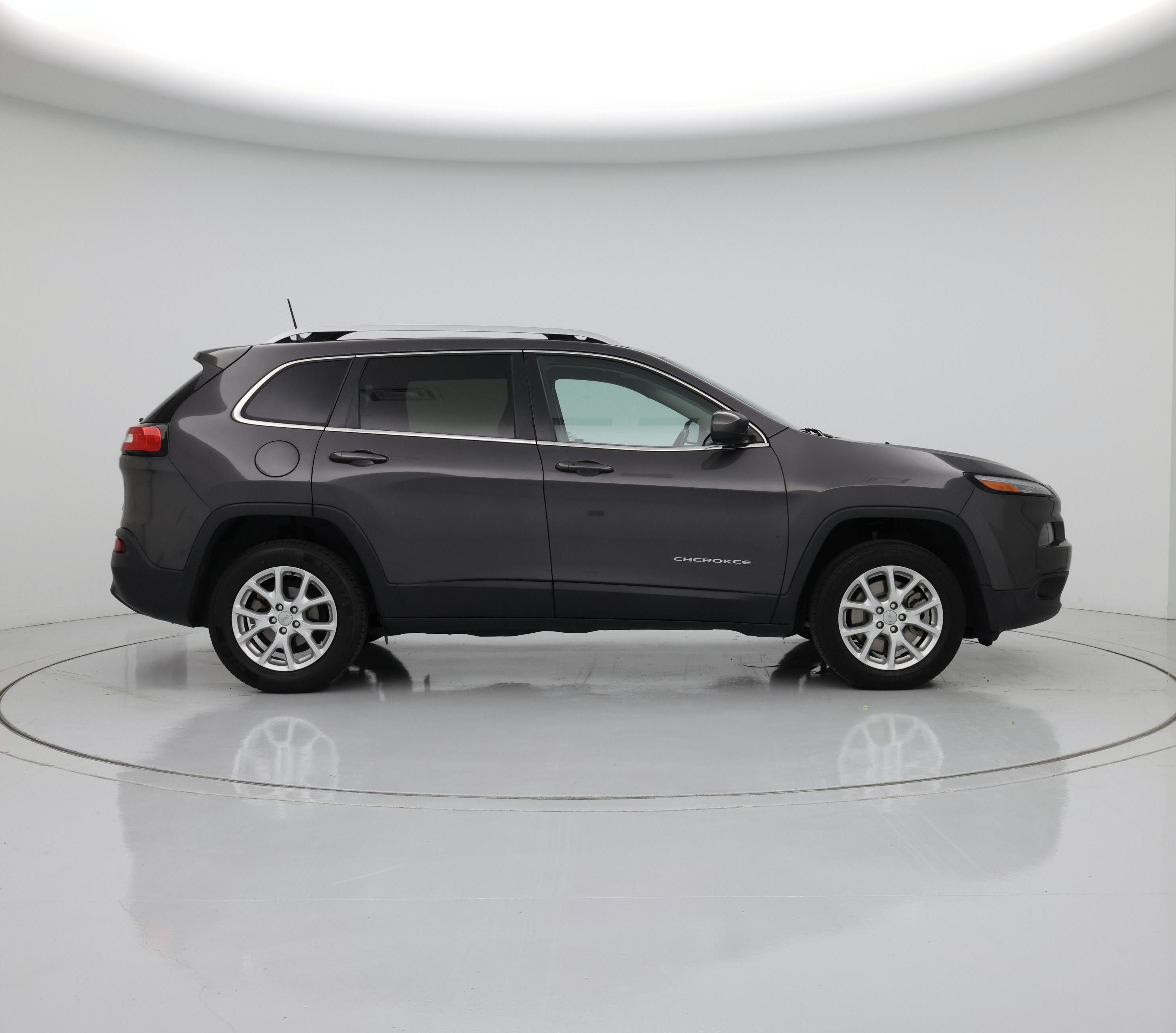 Thumbnail: 2018 Jeep Cherokee - 7