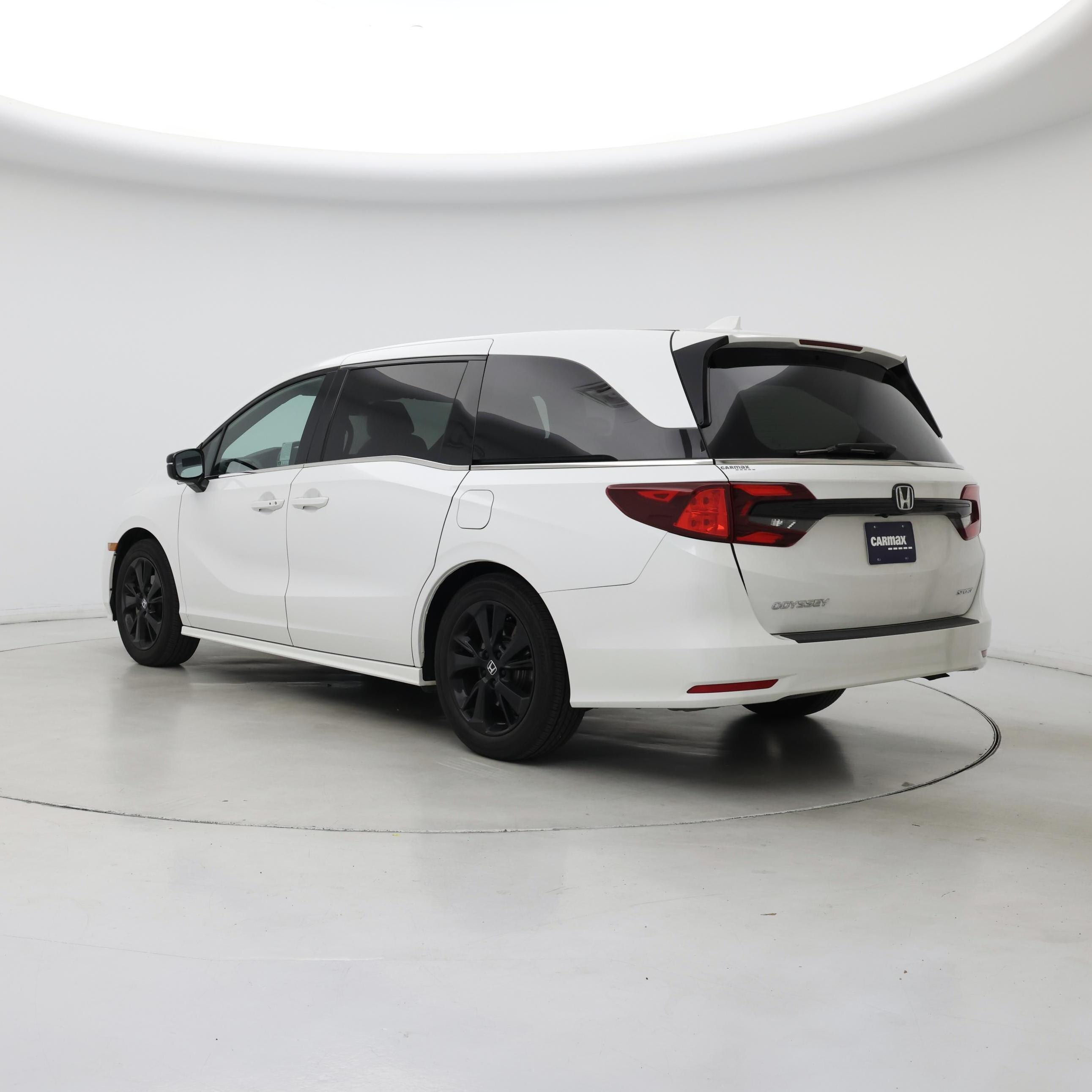 Thumbnail: 2023 Honda Odyssey - 2