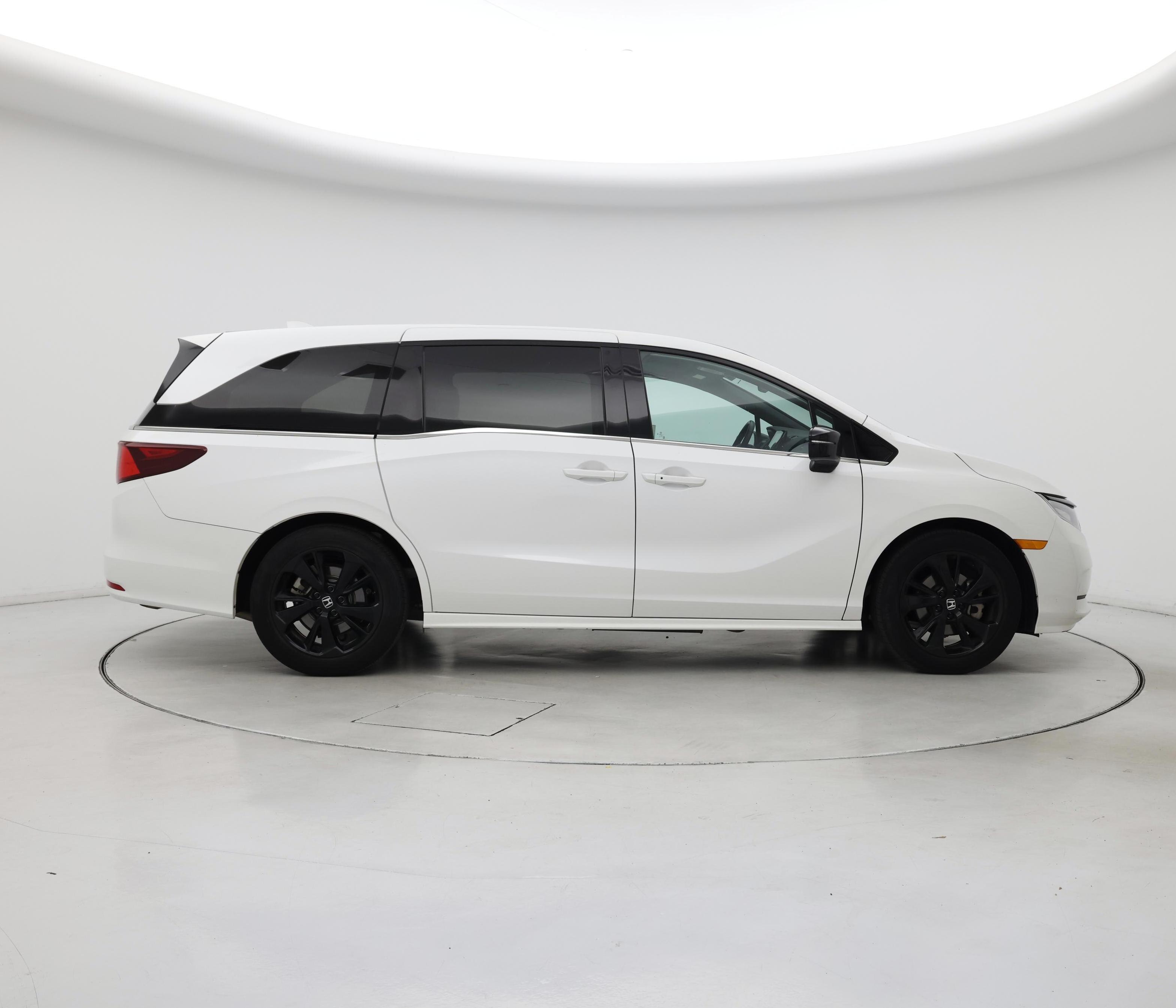 Thumbnail: 2023 Honda Odyssey - 7