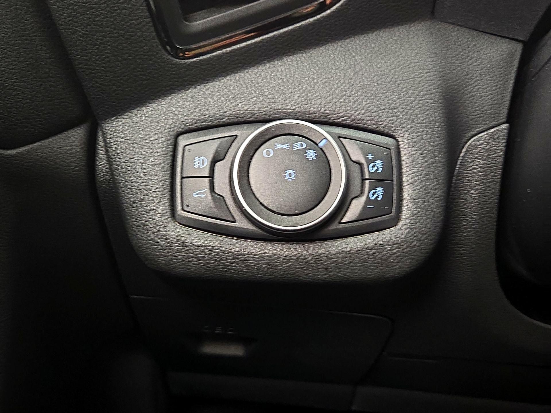 Thumbnail: 2017 Ford Escape - 13