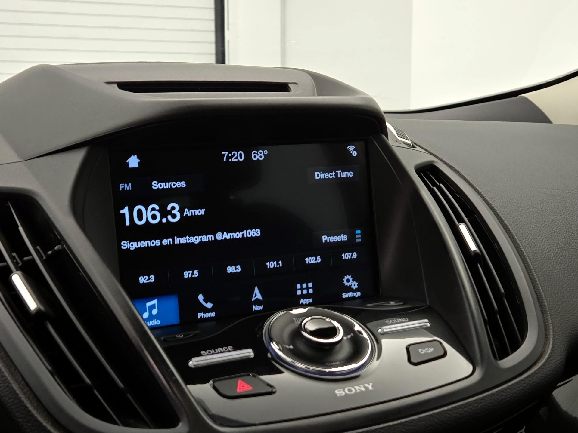 Thumbnail: 2017 Ford Escape - 16
