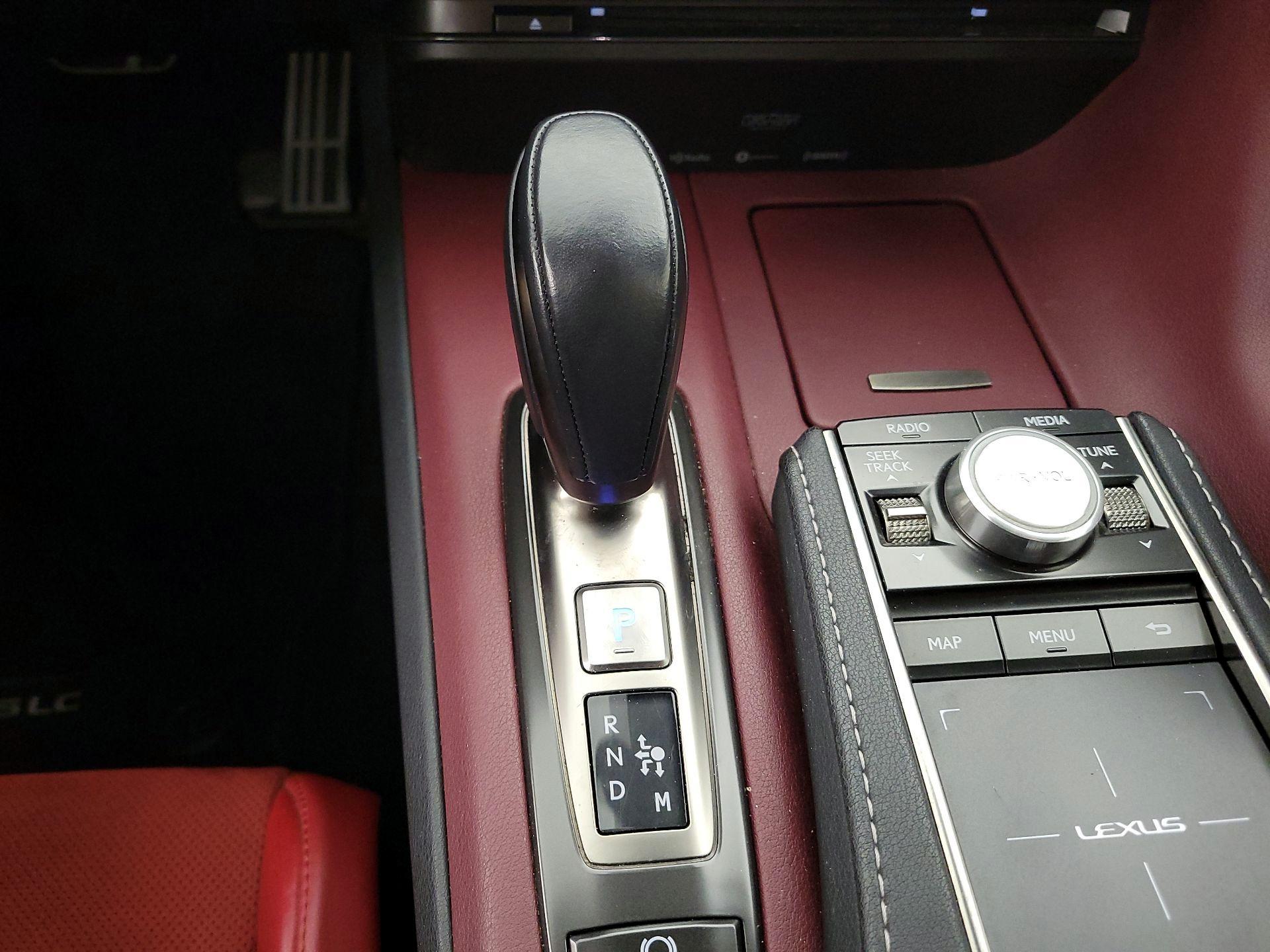 Thumbnail: 2021 Lexus LC - 18