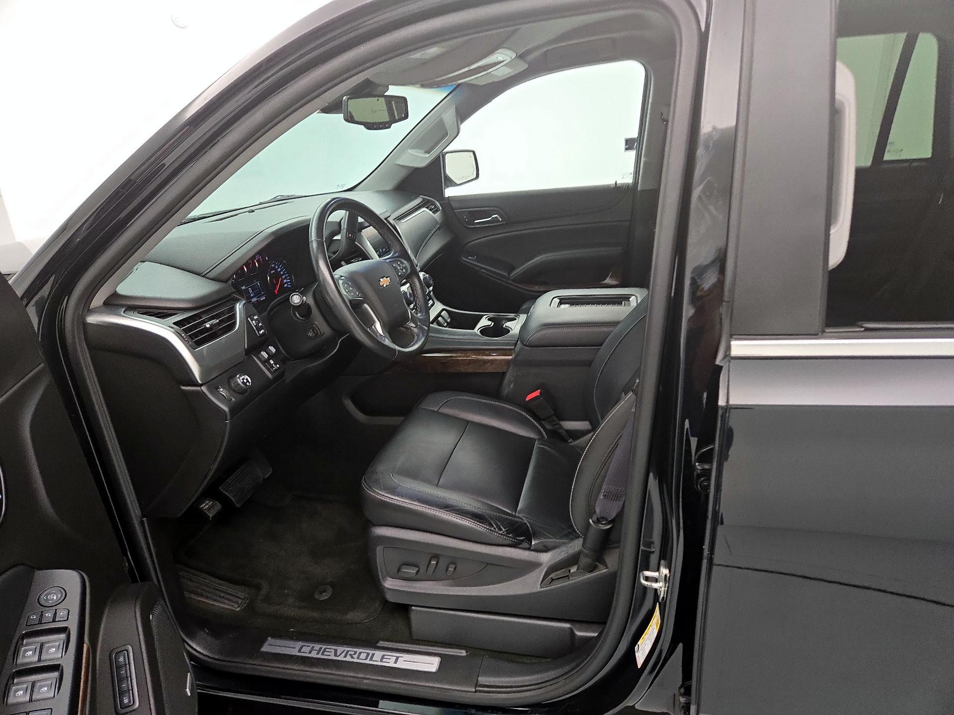 Thumbnail: 2016 Chevrolet Tahoe - 11