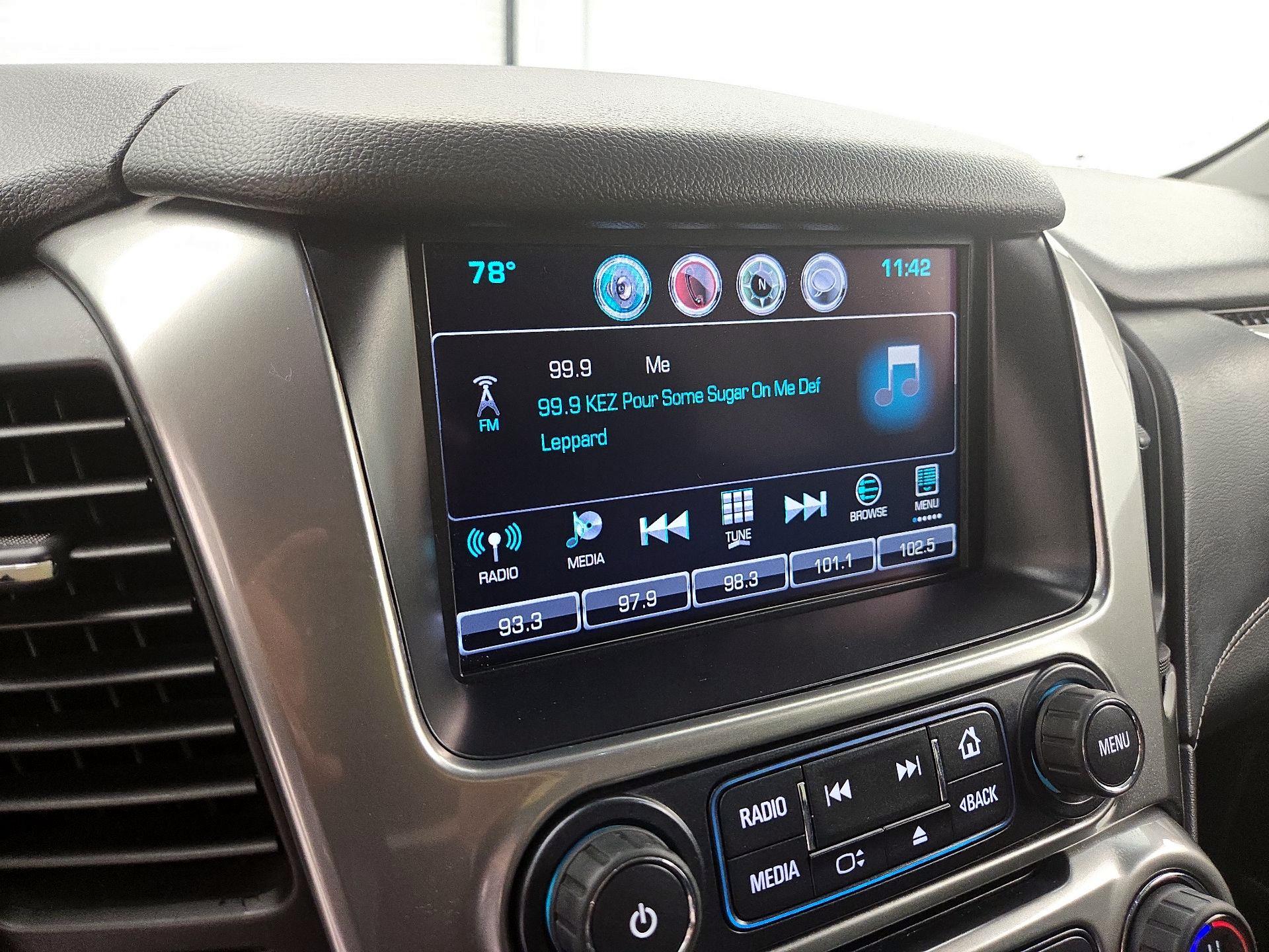 Thumbnail: 2016 Chevrolet Tahoe - 15