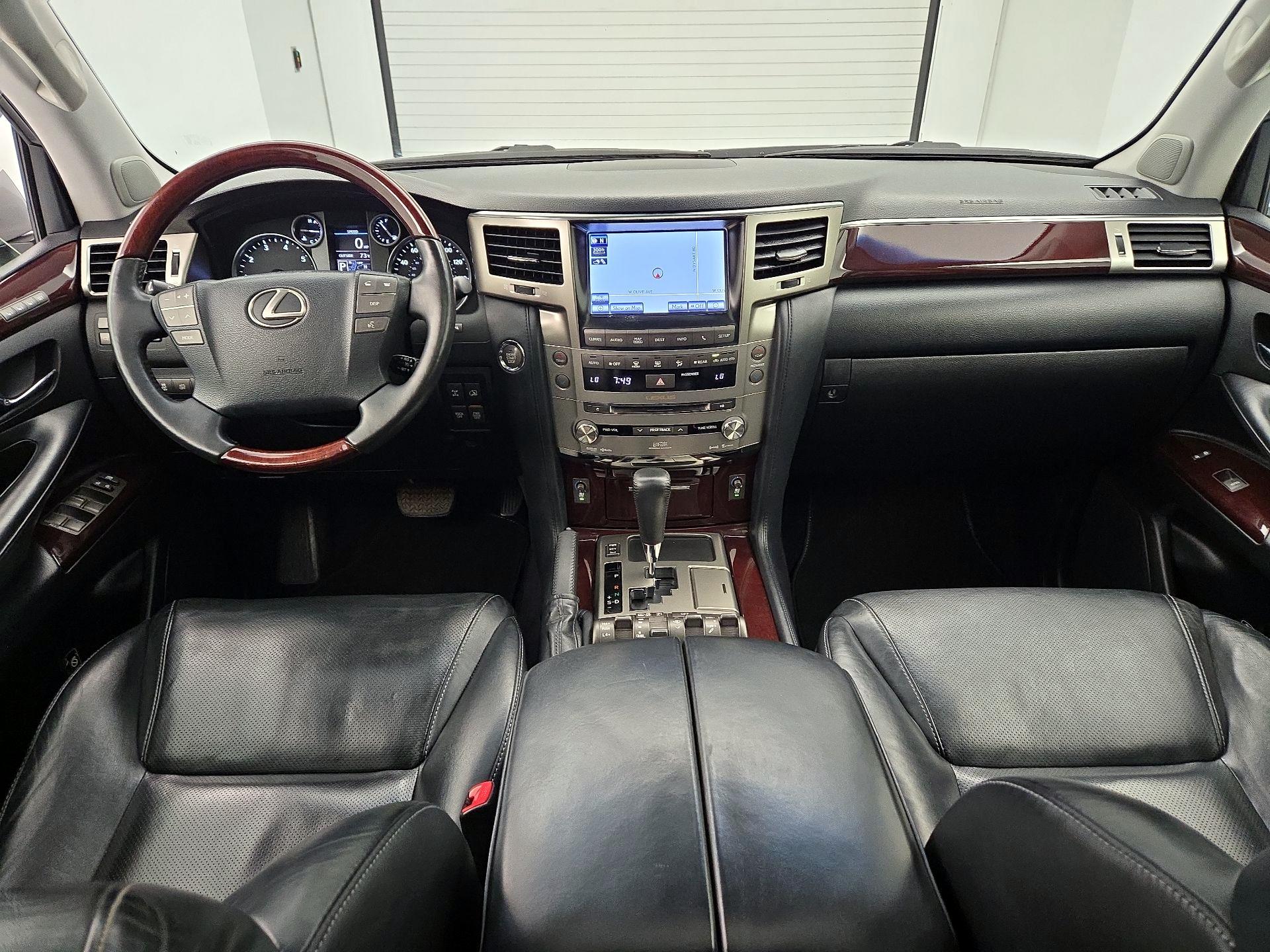 Thumbnail: 2013 Lexus LX - 9