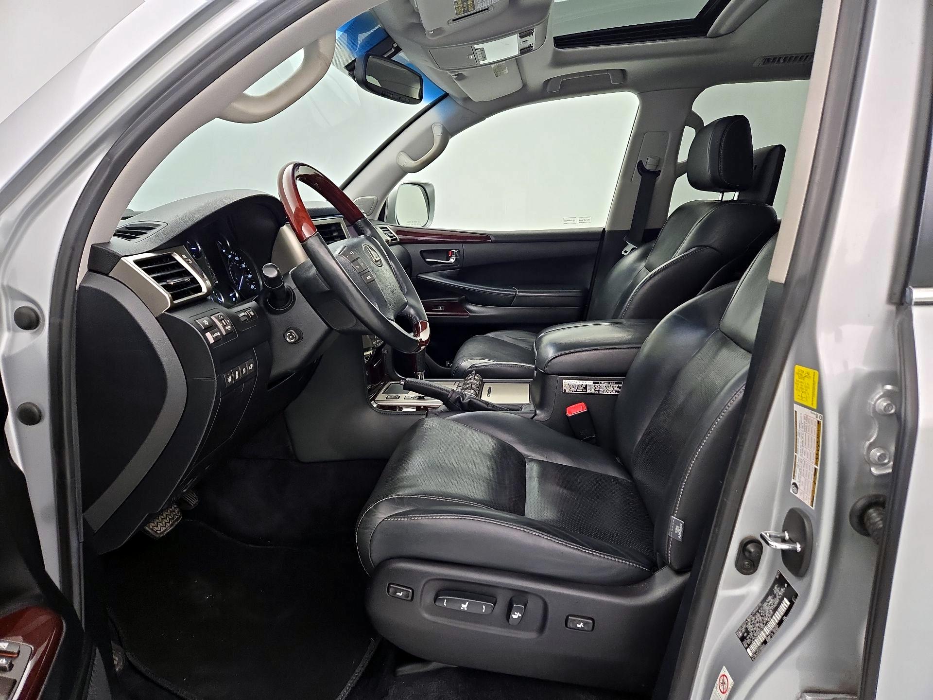 Thumbnail: 2013 Lexus LX - 11