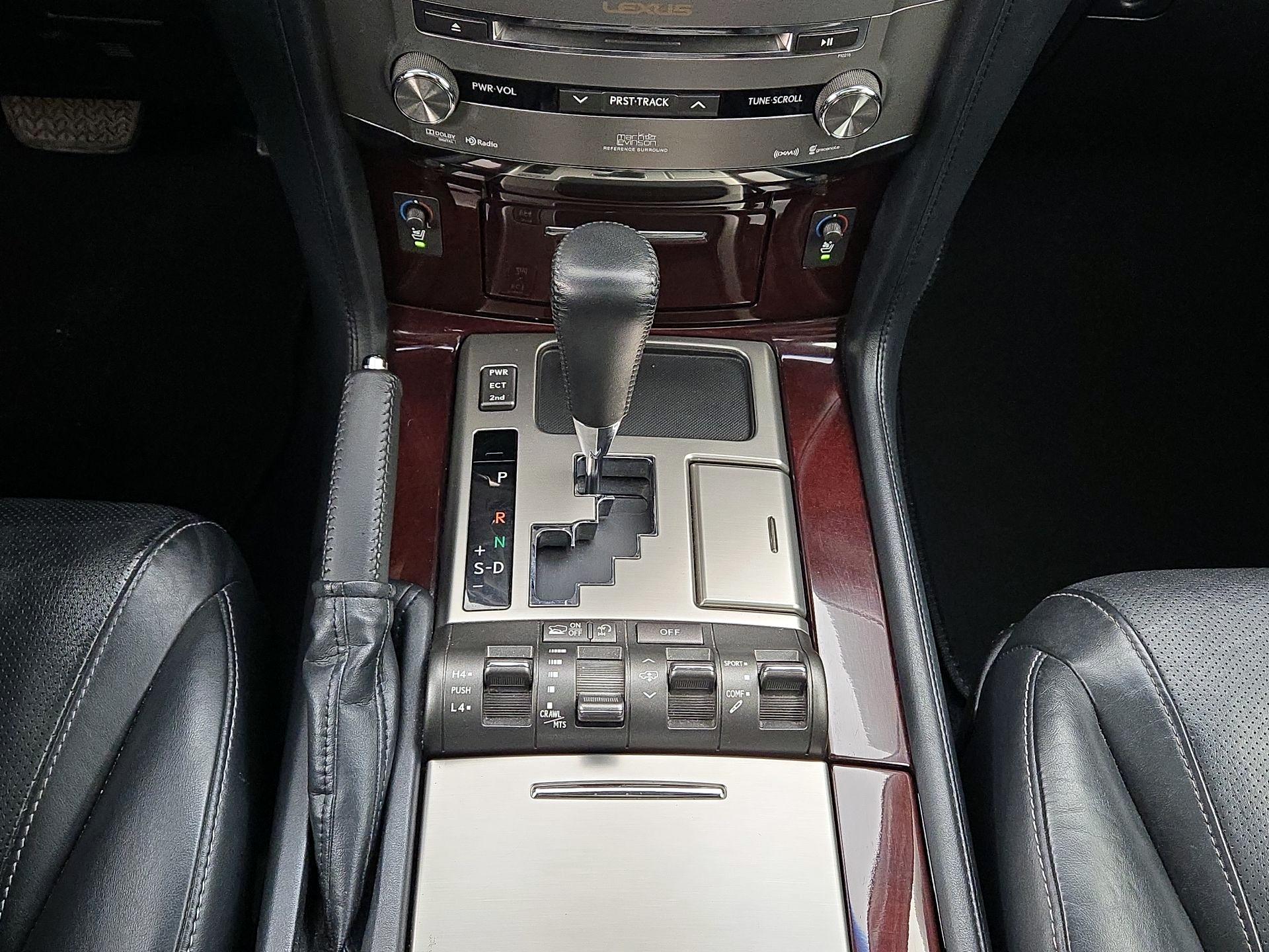 Thumbnail: 2013 Lexus LX - 18