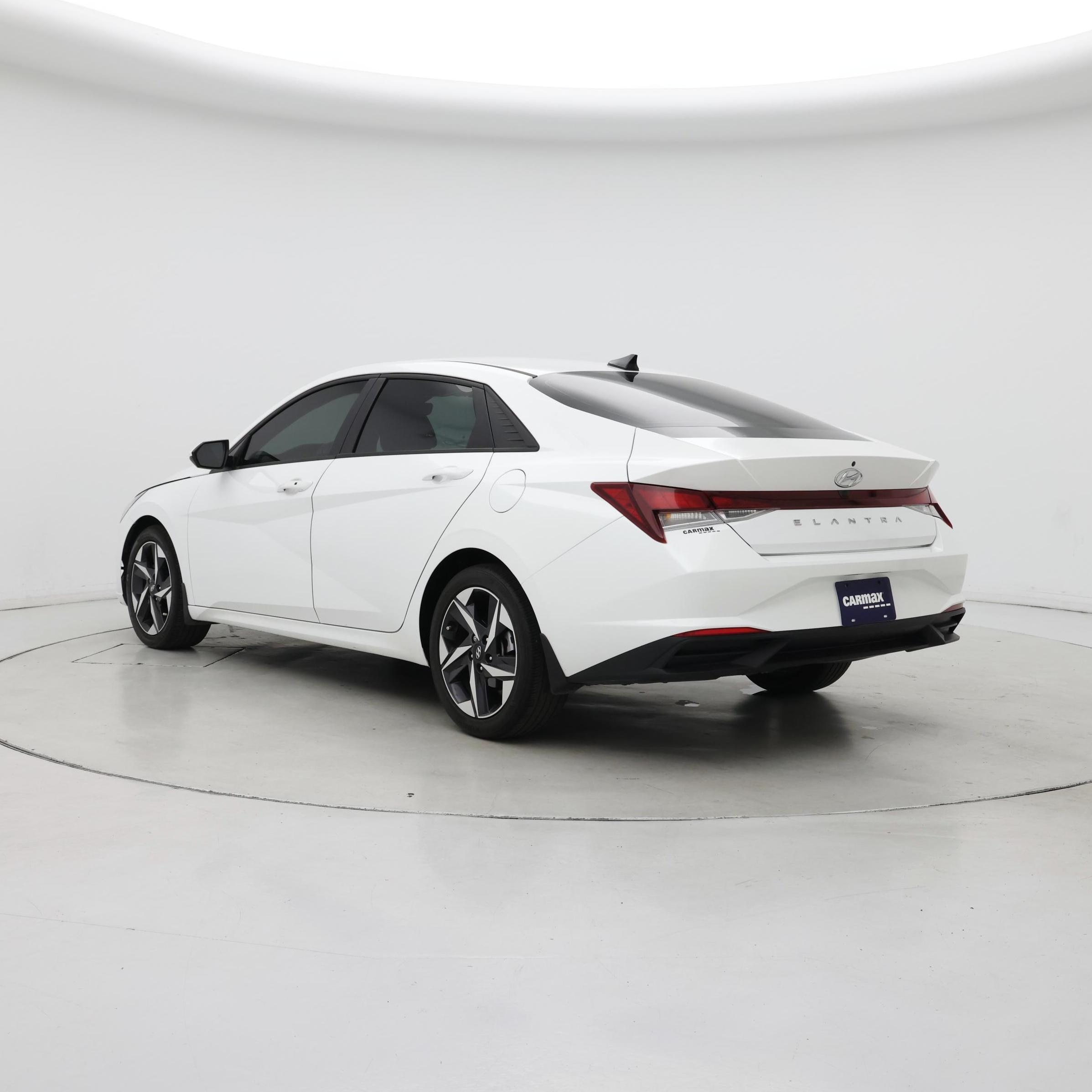 Thumbnail: 2023 Hyundai Elantra - 2