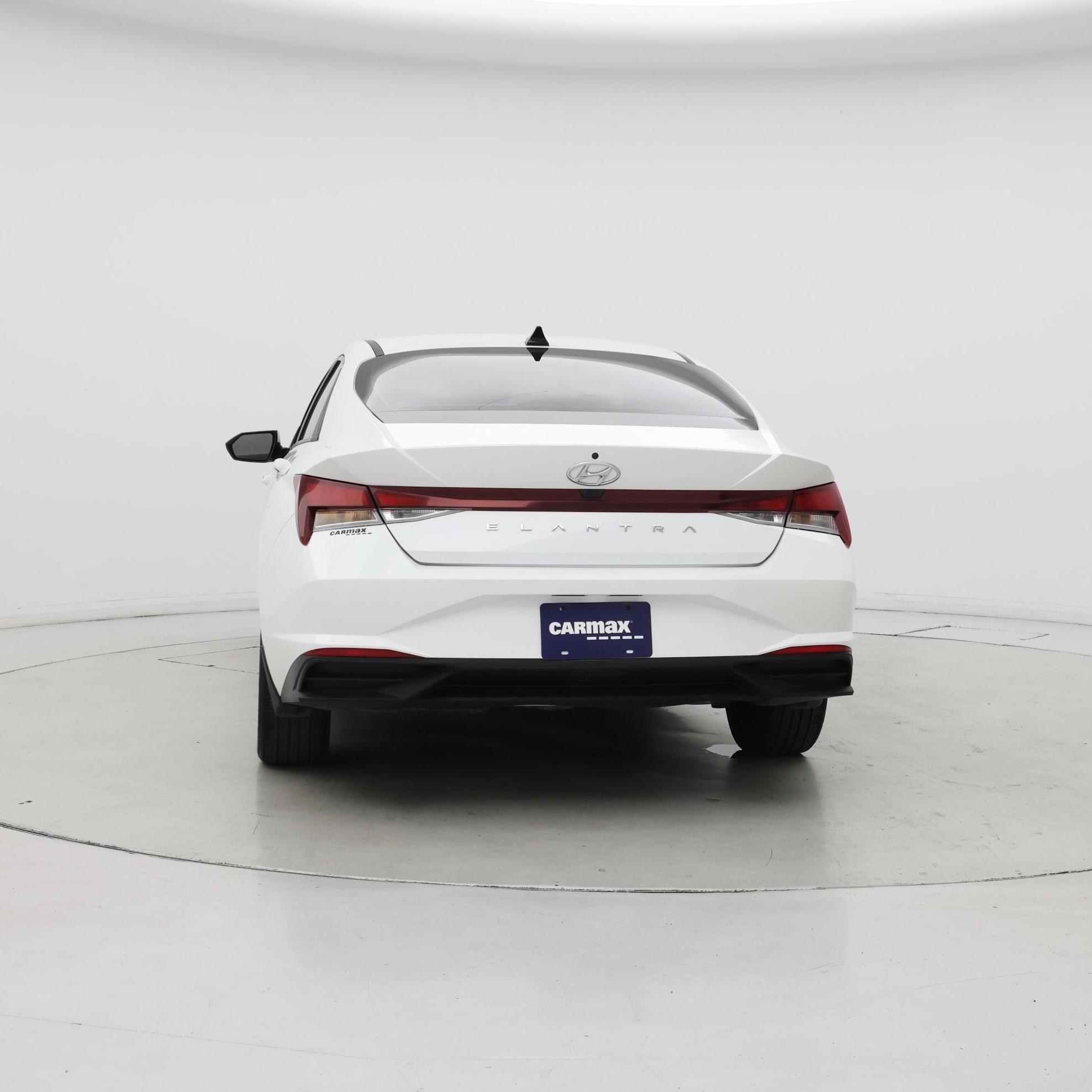Thumbnail: 2023 Hyundai Elantra - 6