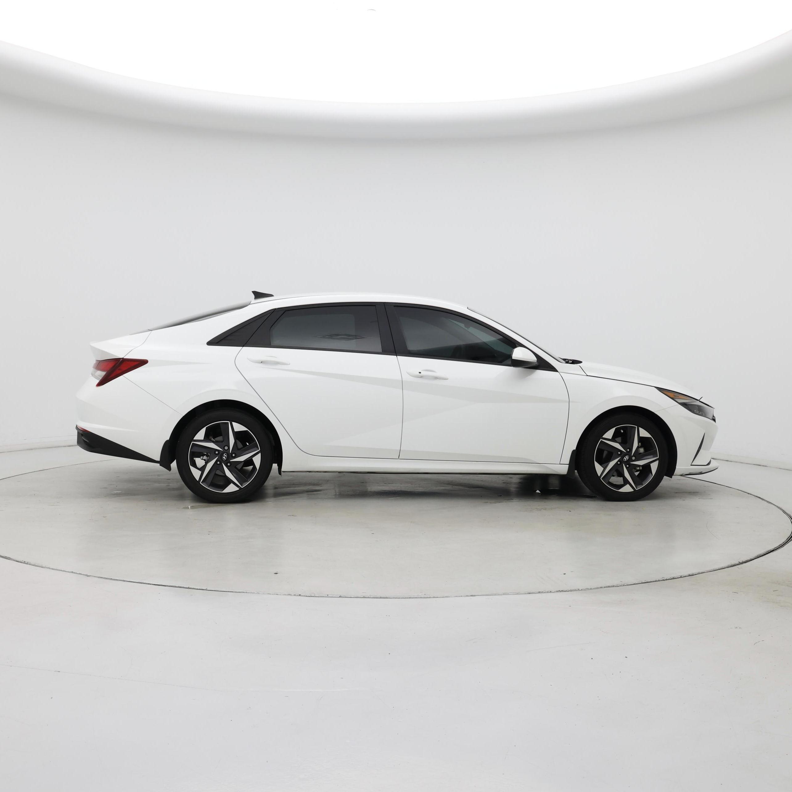 Thumbnail: 2023 Hyundai Elantra - 7