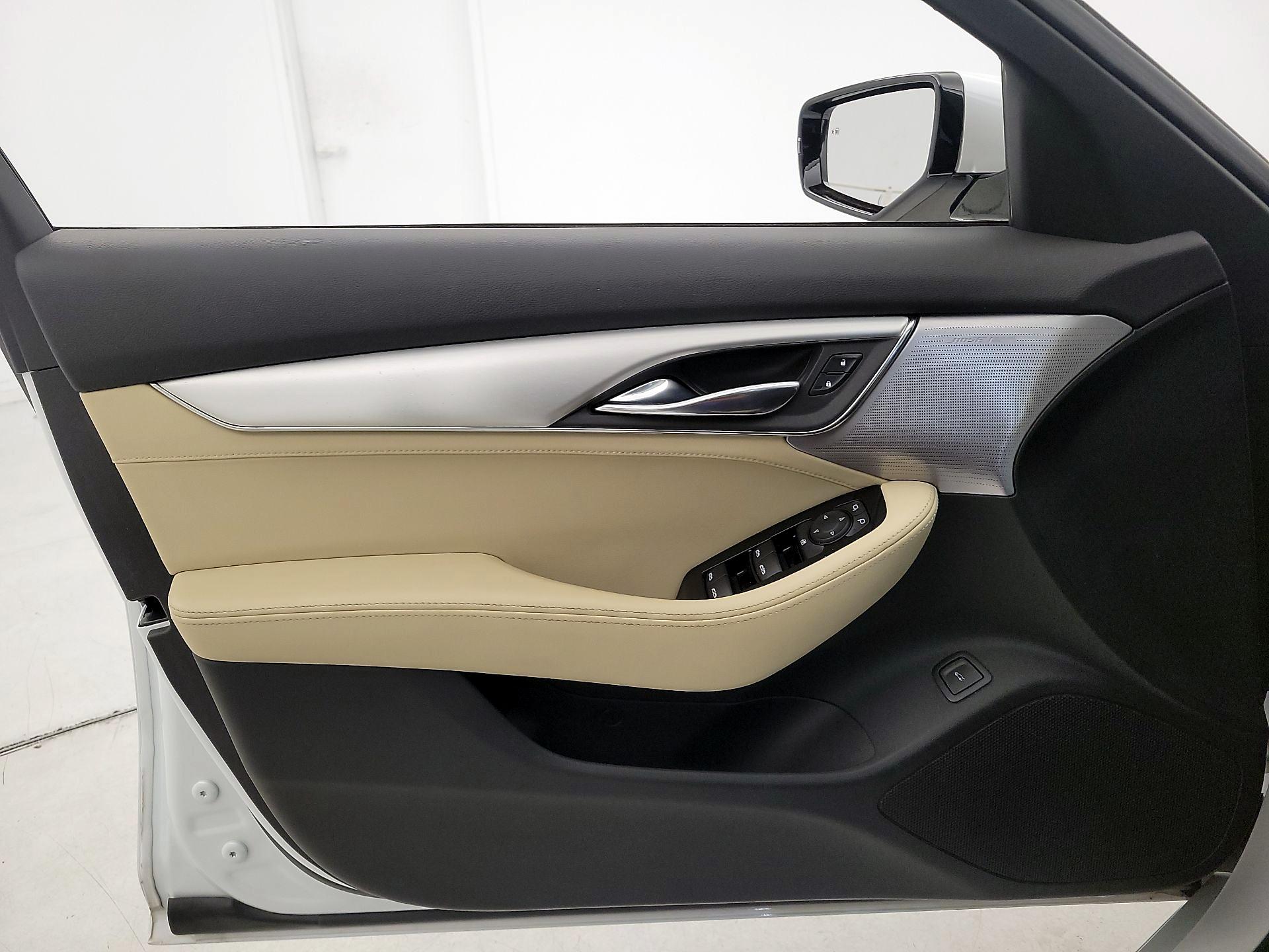 Thumbnail: 2022 Cadillac CT5 - 12
