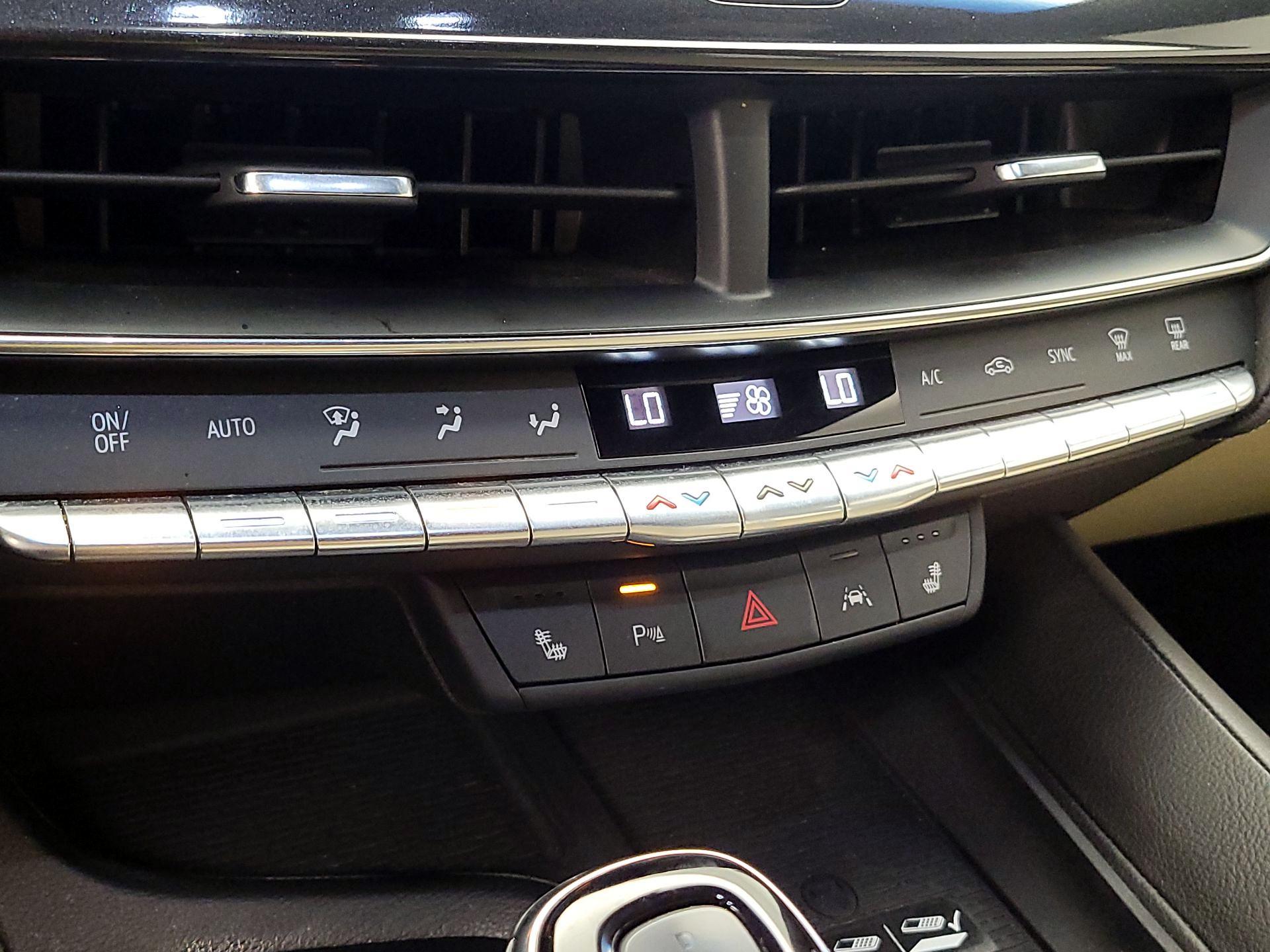 Thumbnail: 2022 Cadillac CT5 - 17