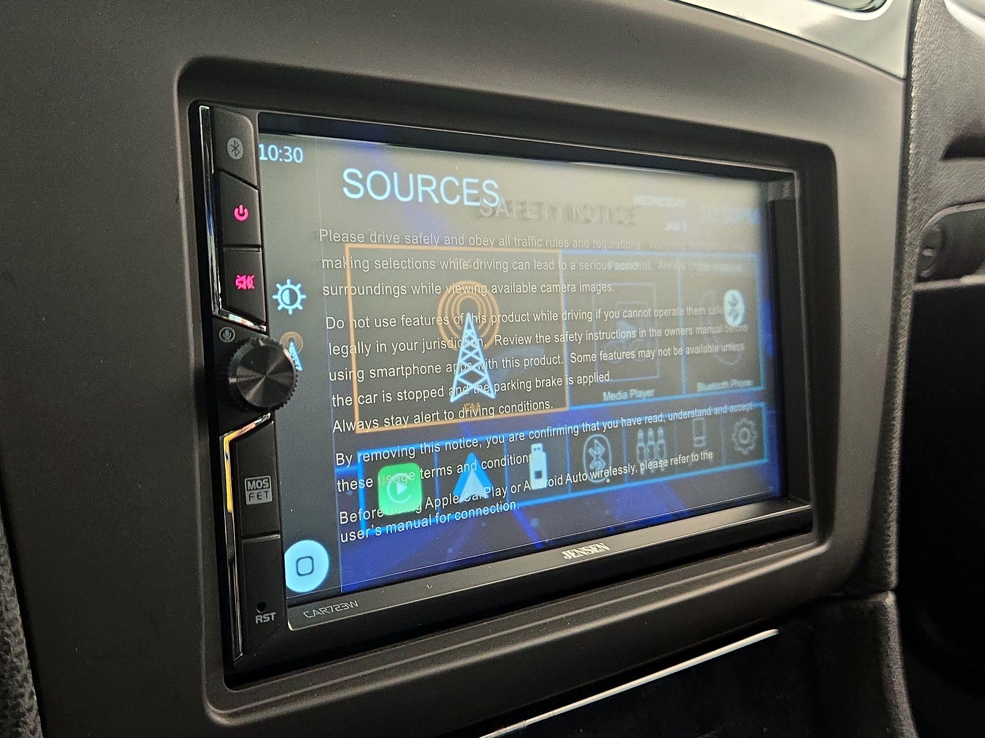 Thumbnail: 2018 Chrysler 300 - 15