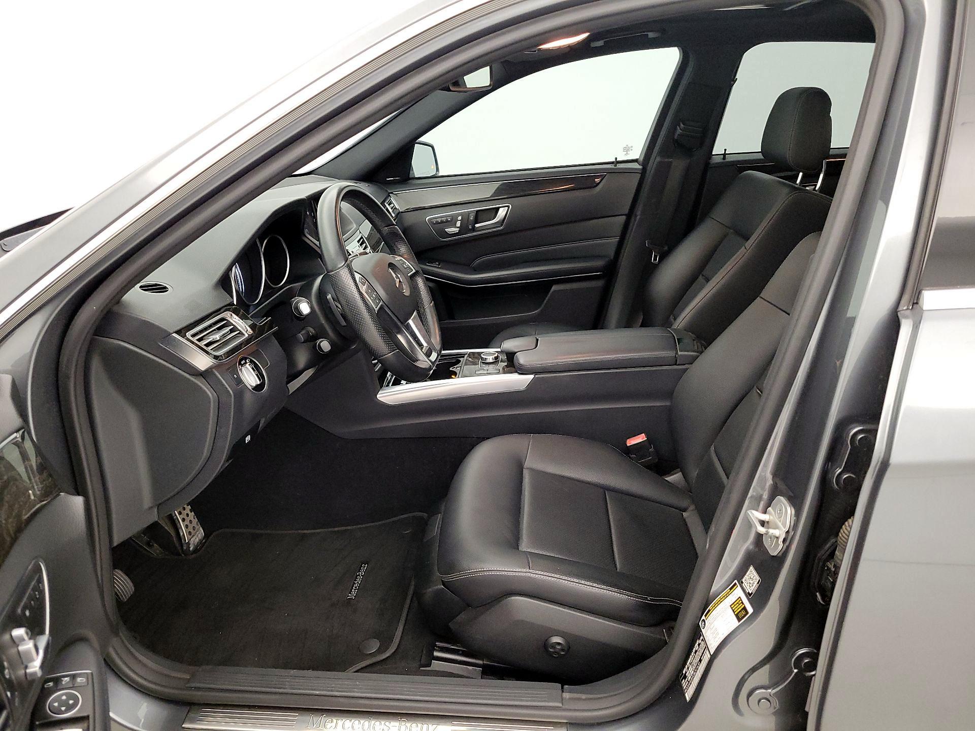Thumbnail: 2016 Mercedes-Benz E-Class - 11