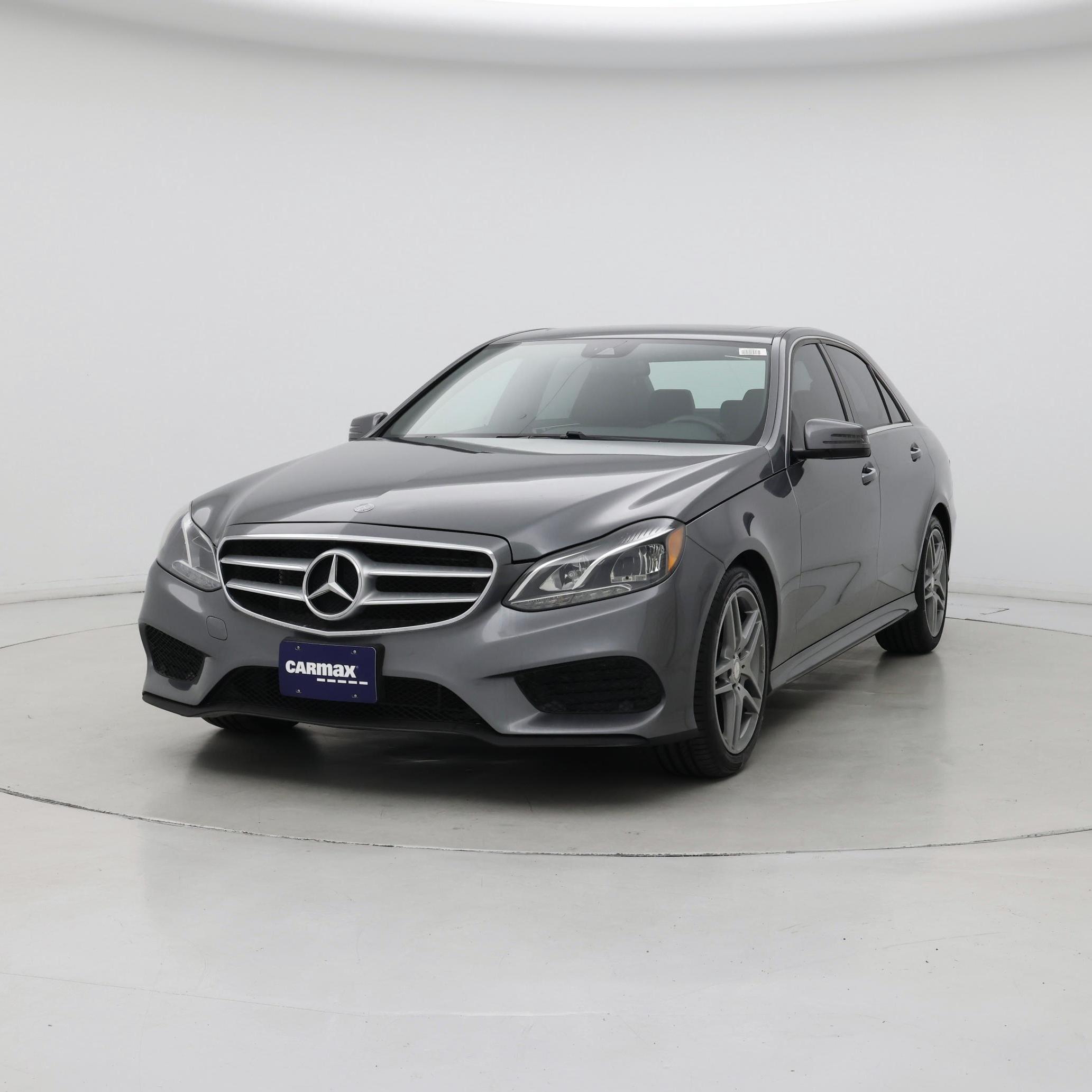 Thumbnail: 2016 Mercedes-Benz E-Class - 4