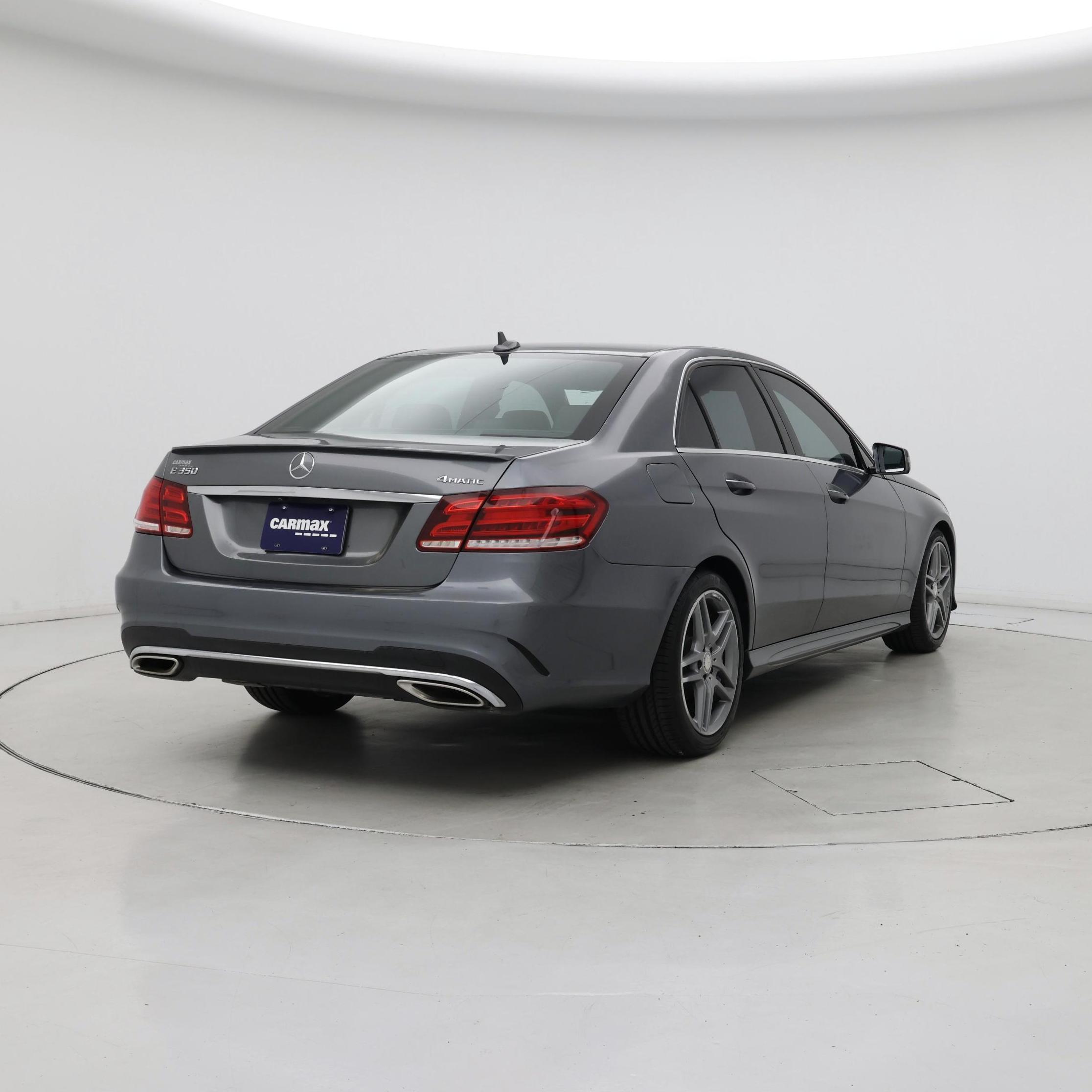 Thumbnail: 2016 Mercedes-Benz E-Class - 8