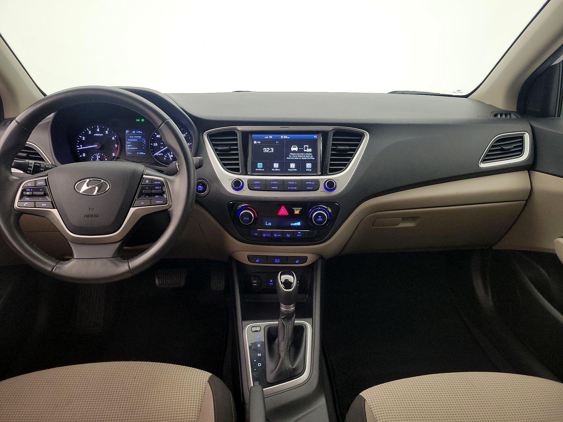 Thumbnail: 2022 Hyundai Accent - 9