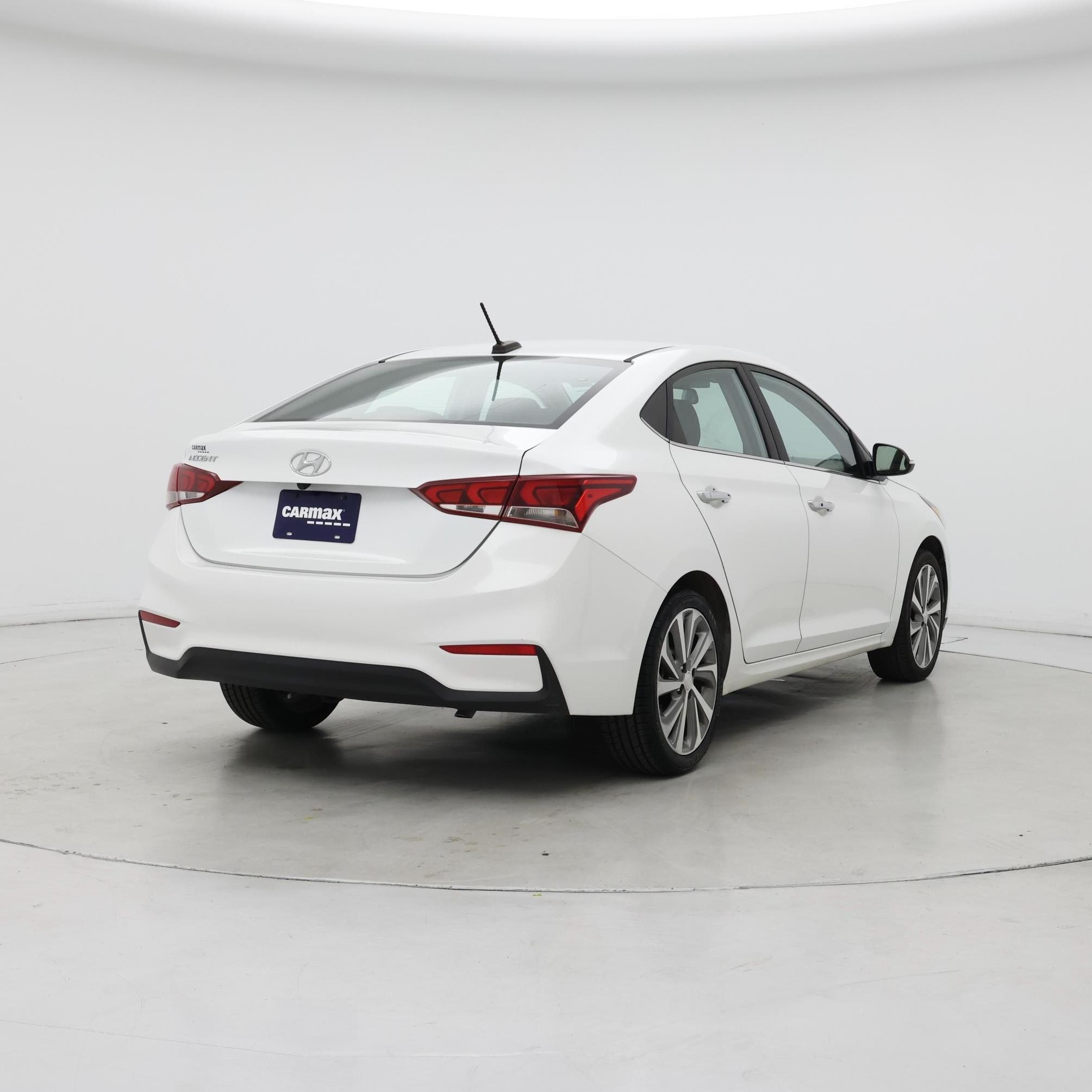Thumbnail: 2022 Hyundai Accent - 8