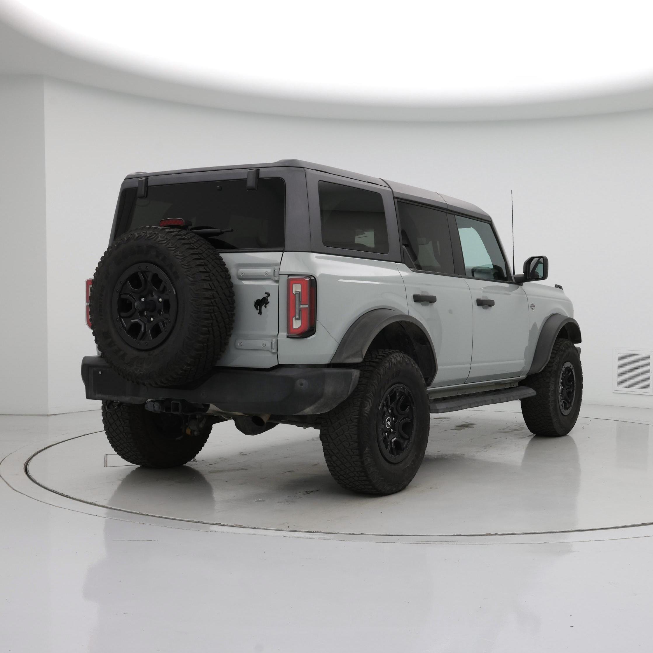 Thumbnail: 2022 Ford Bronco - 8