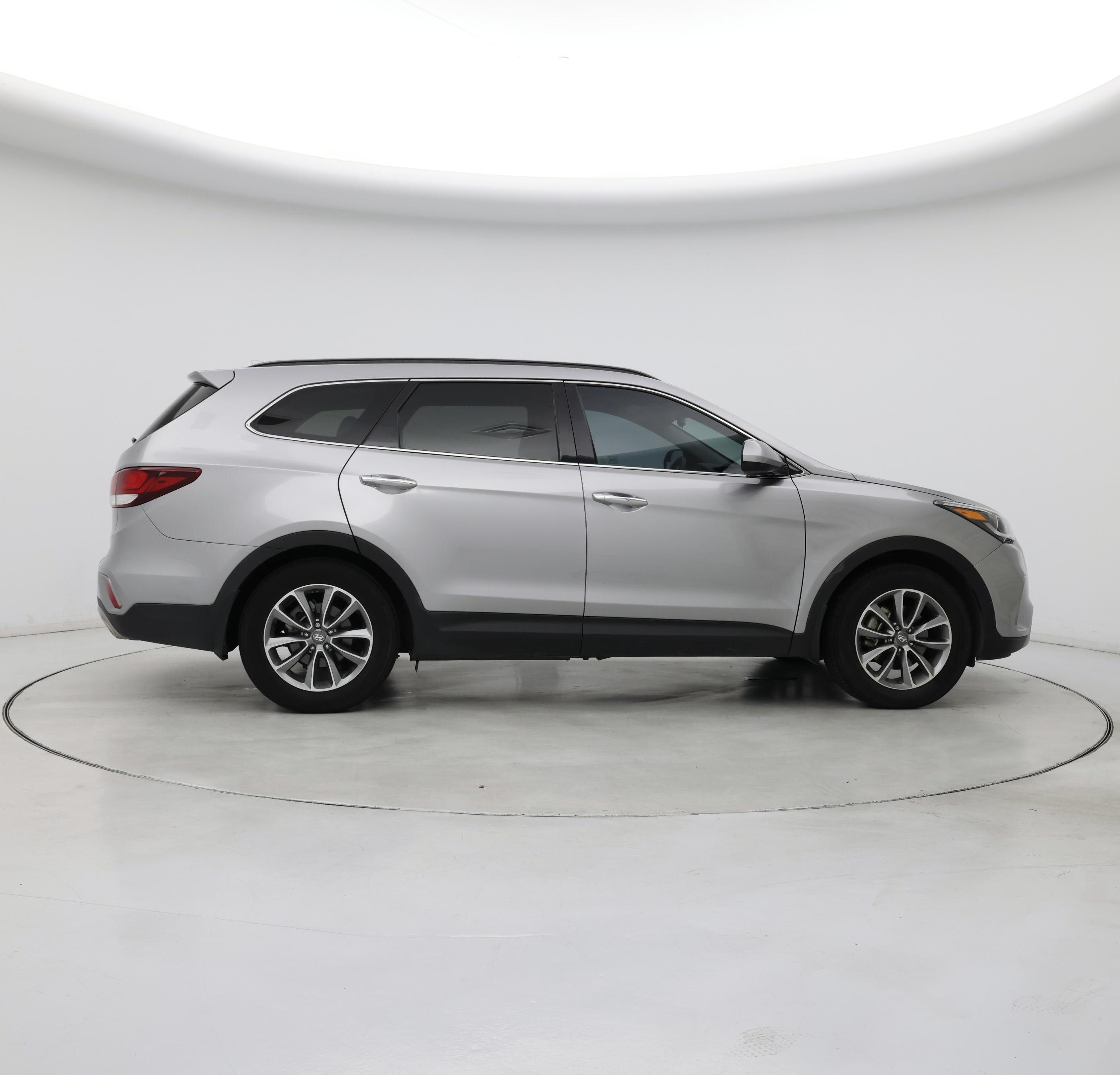 Thumbnail: 2018 Hyundai Santa Fe - 7
