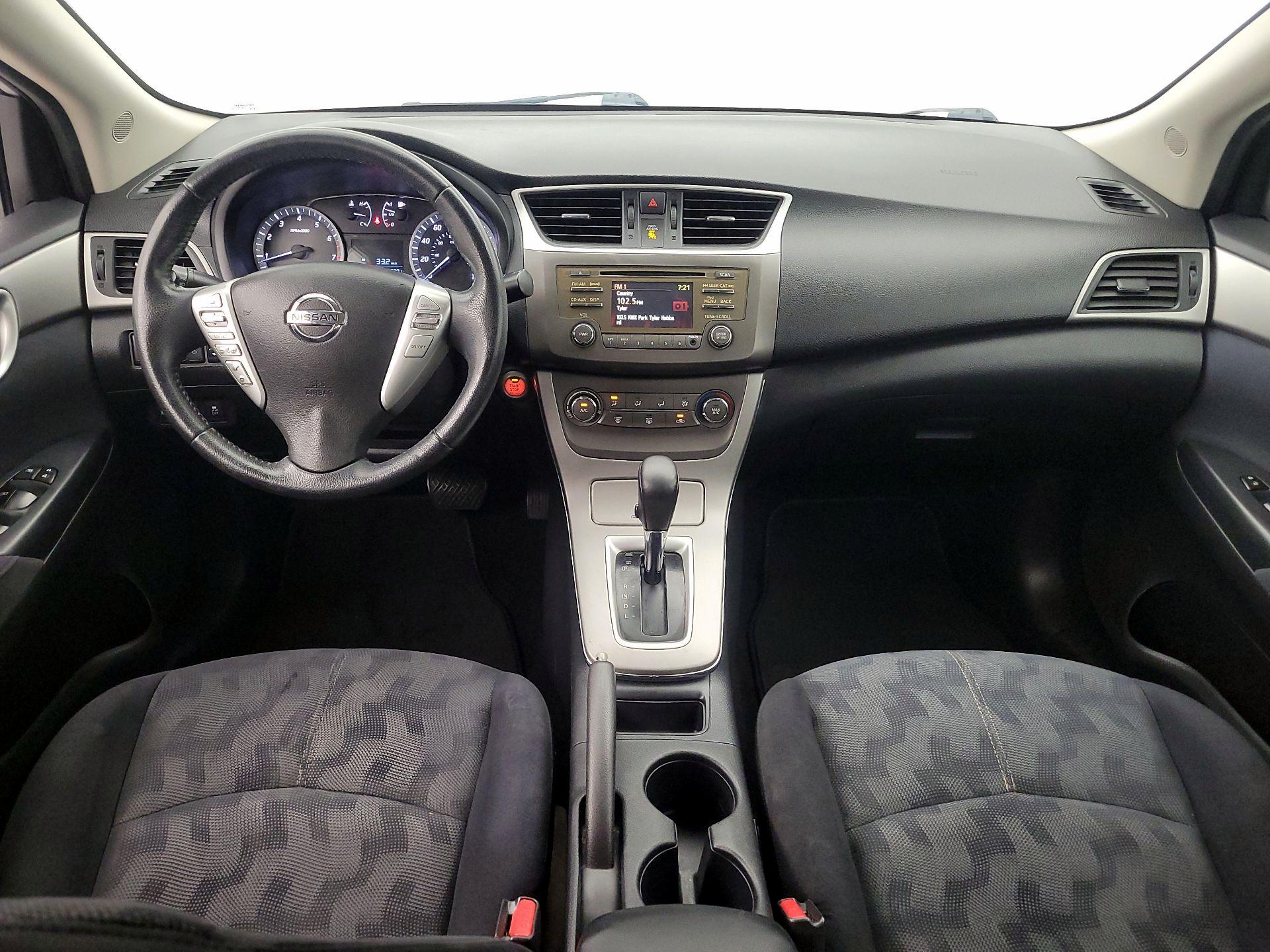 Thumbnail: 2013 Nissan Sentra - 9