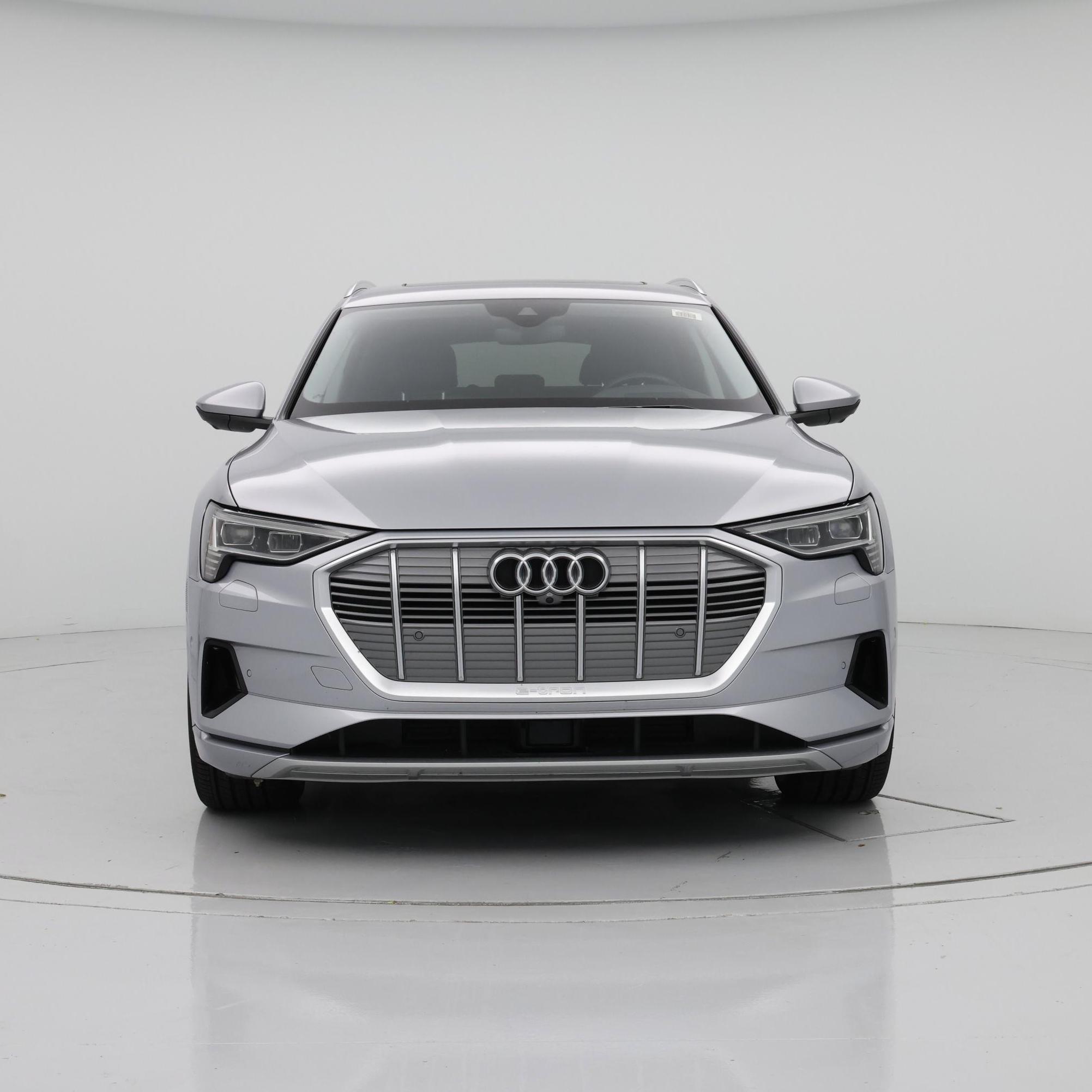 Thumbnail: 2019 Audi e-tron - 5