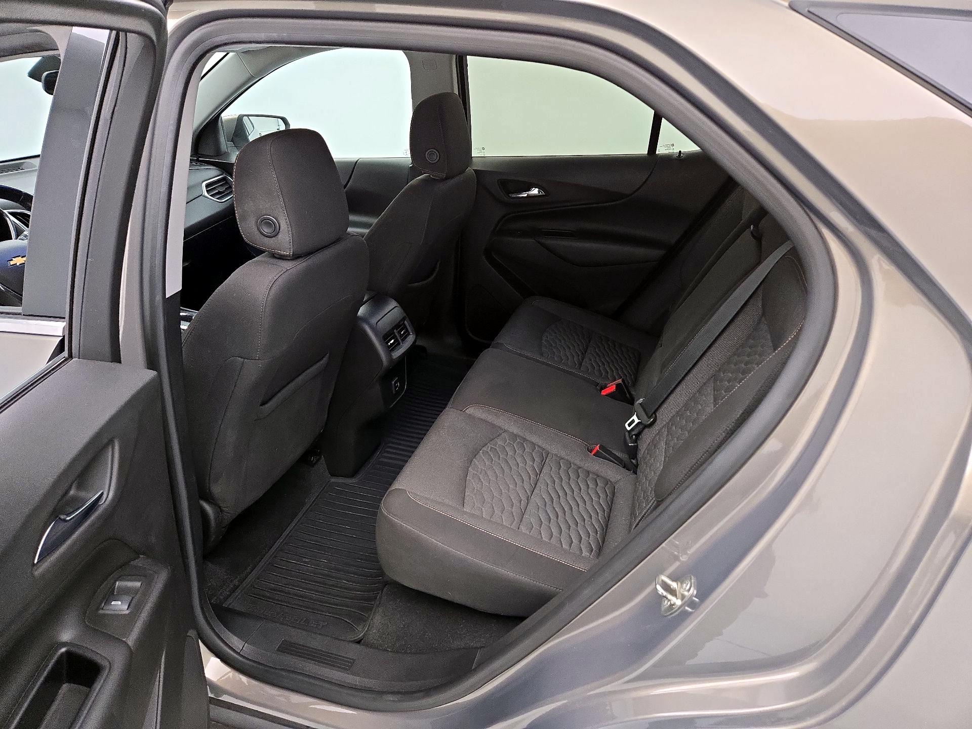 Thumbnail: 2019 Chevrolet Equinox - 19