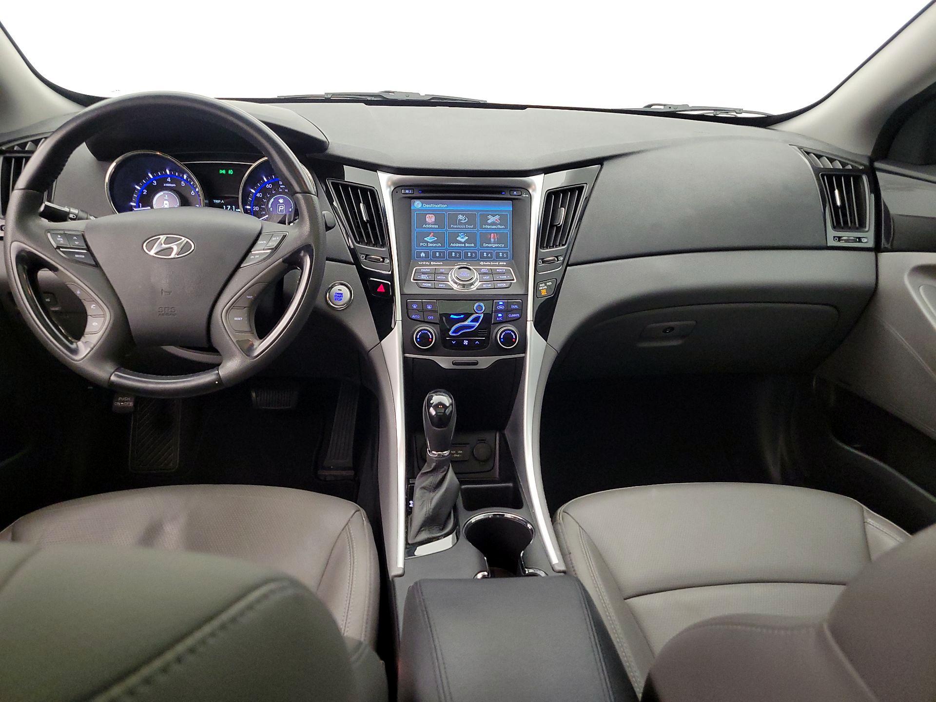 Thumbnail: 2013 Hyundai Sonata - 9