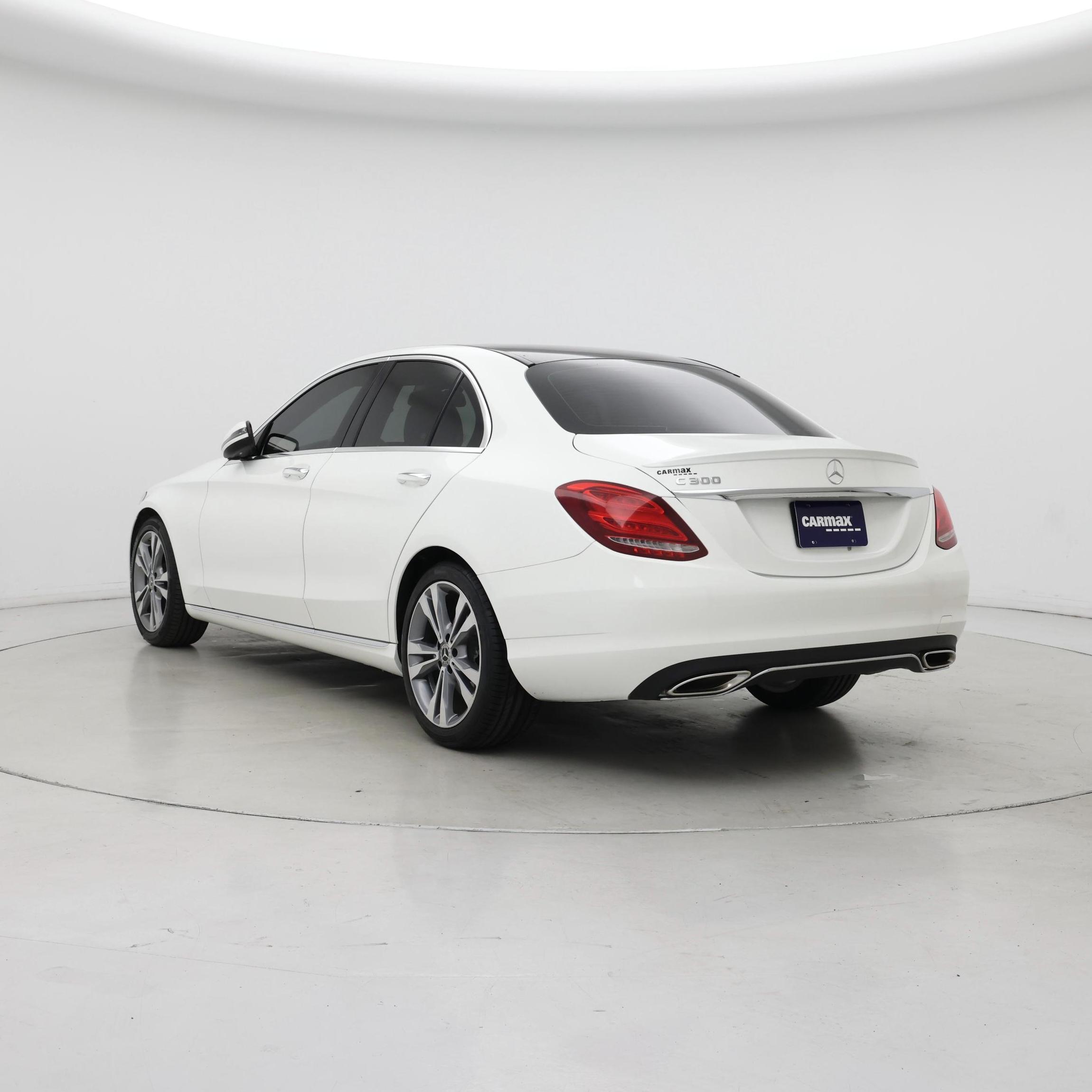 Thumbnail: 2017 Mercedes-Benz C-Class - 2