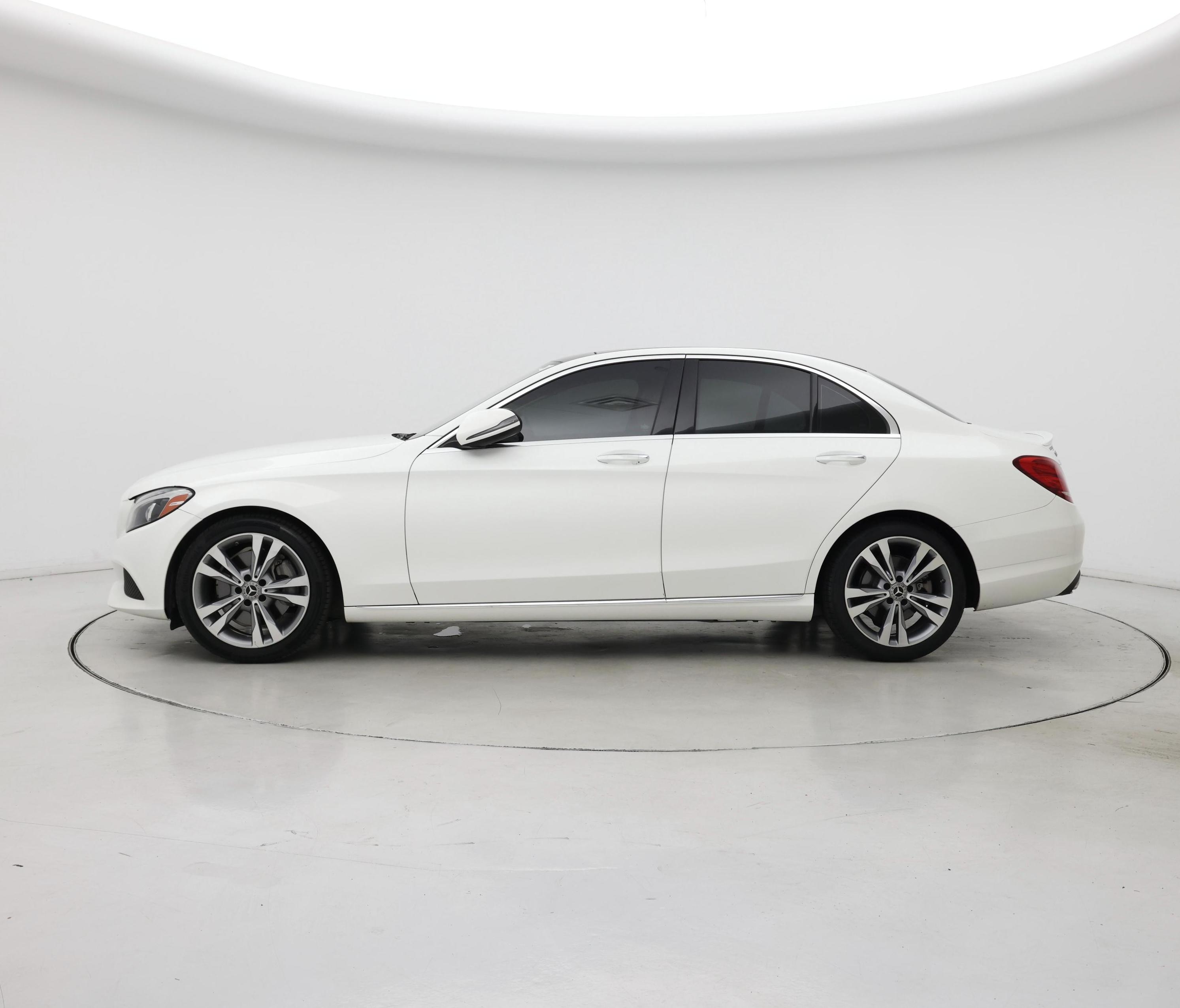Thumbnail: 2017 Mercedes-Benz C-Class - 3
