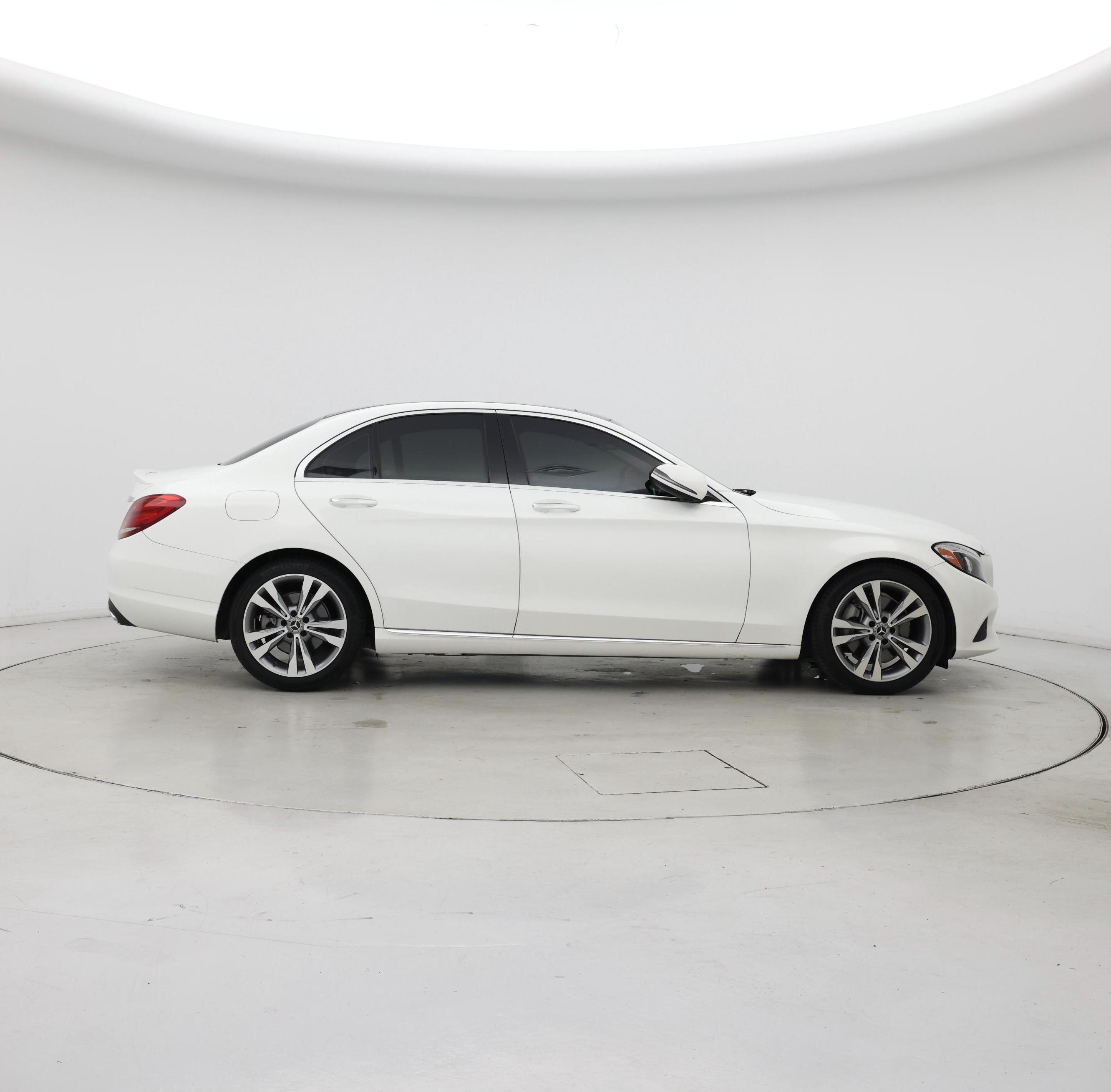 Thumbnail: 2017 Mercedes-Benz C-Class - 7