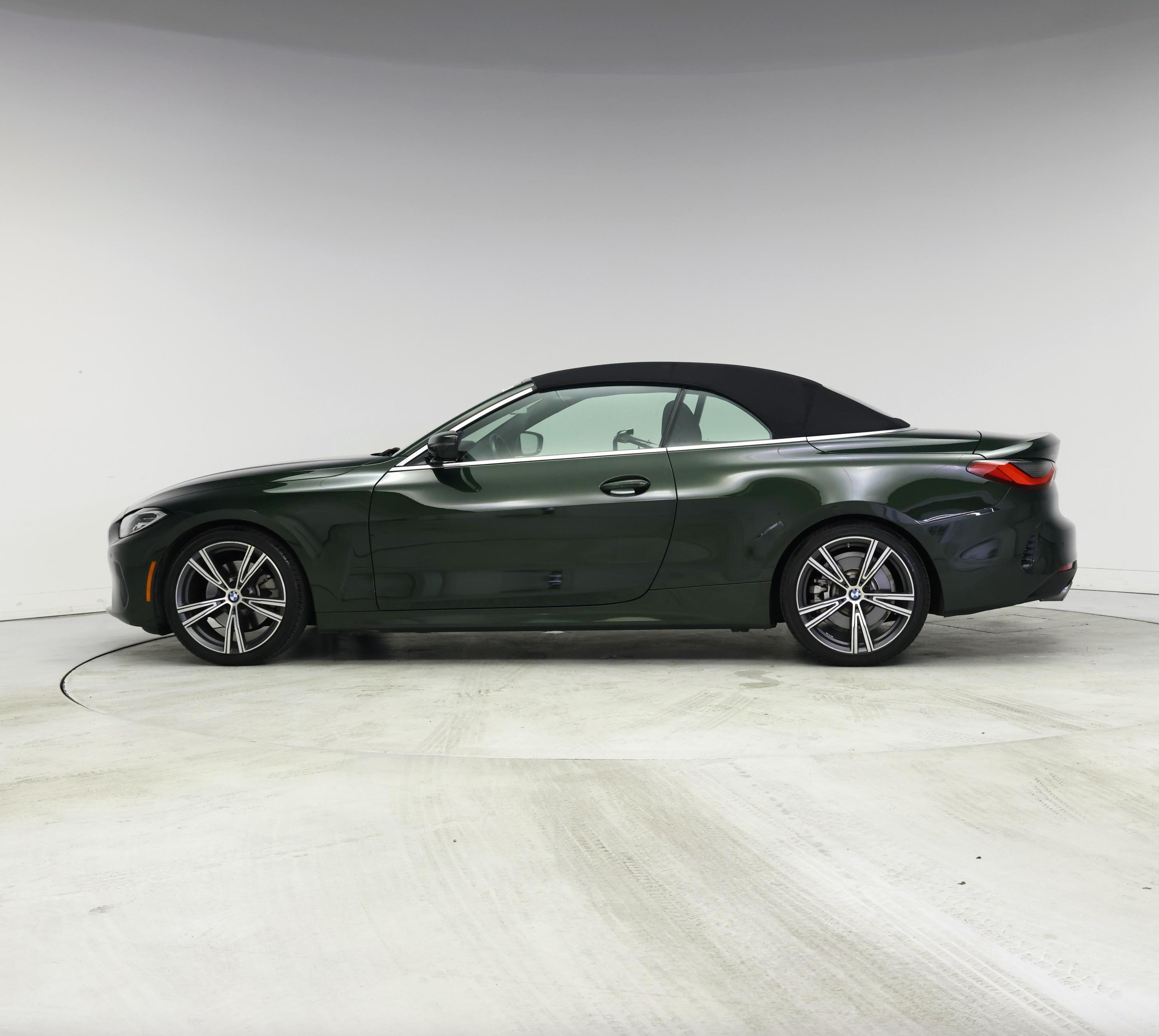 Thumbnail: 2021 BMW 4 Series - 3