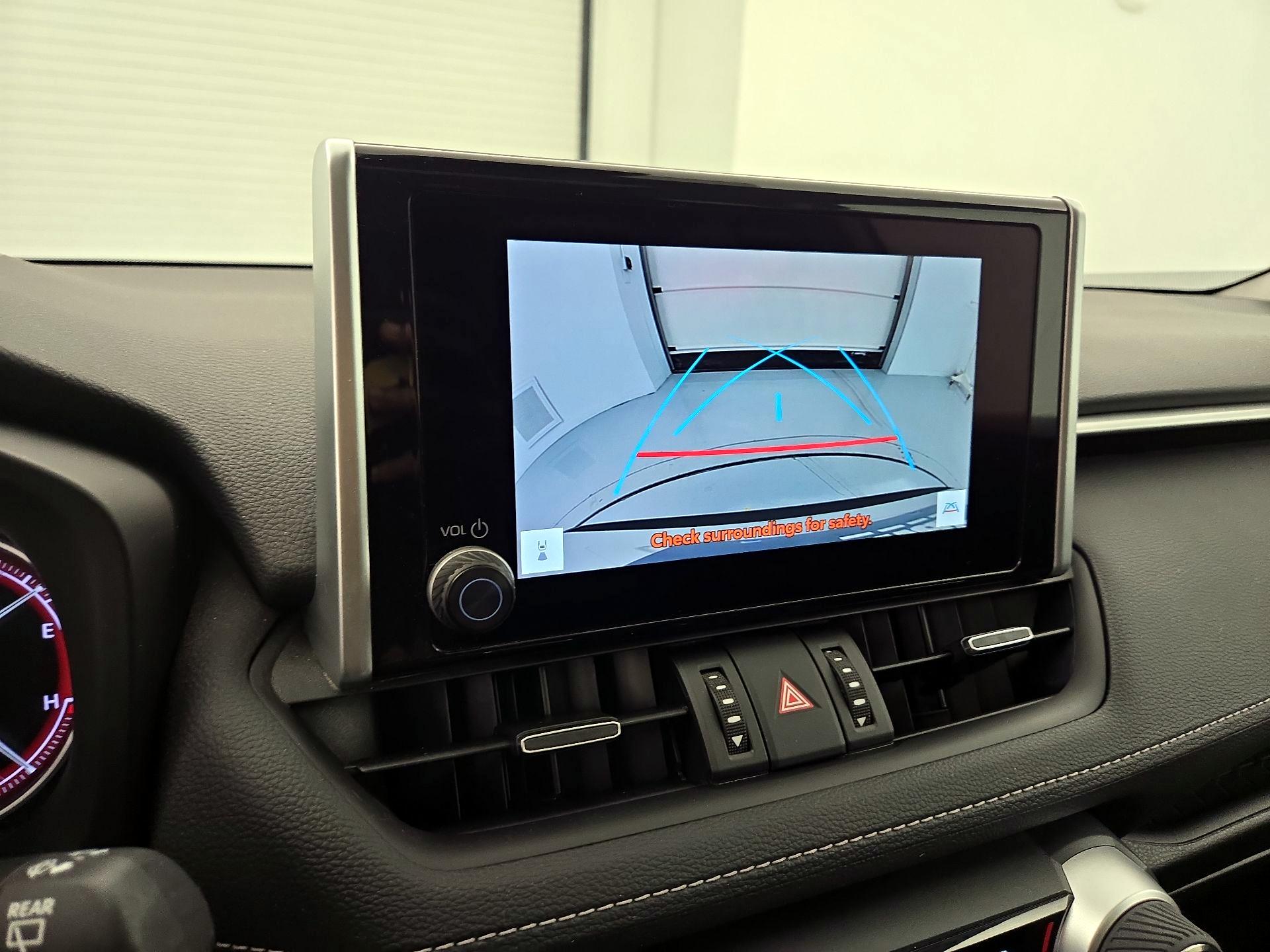Thumbnail: 2023 Toyota RAV4 - 14