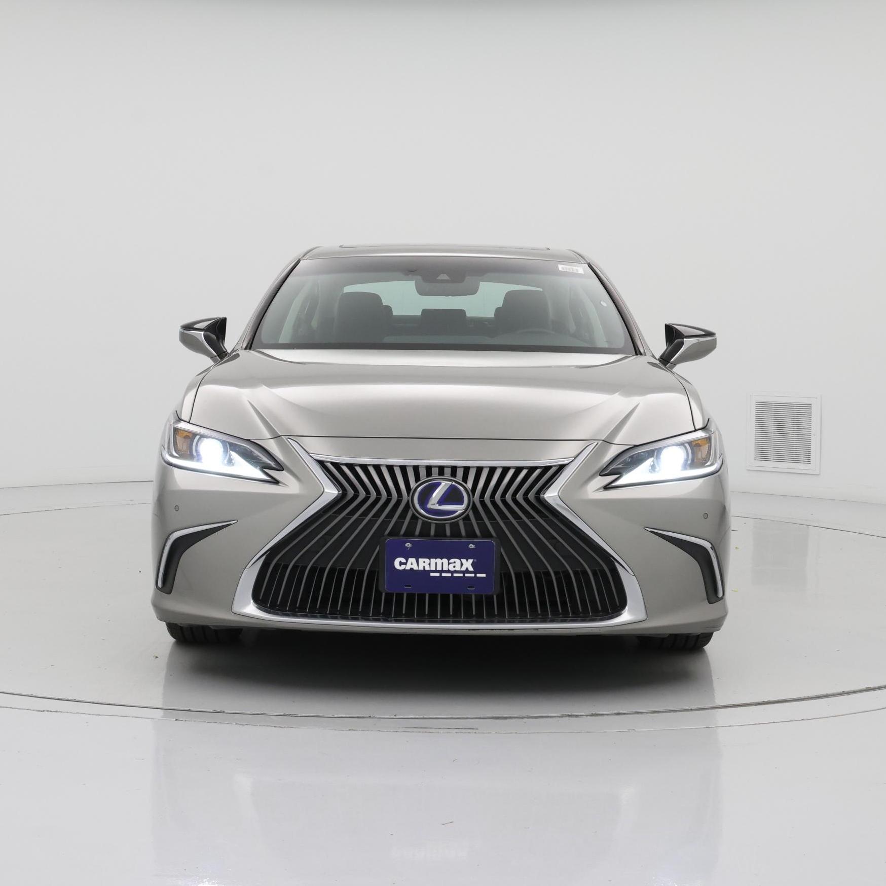 Thumbnail: 2021 Lexus ES - 5
