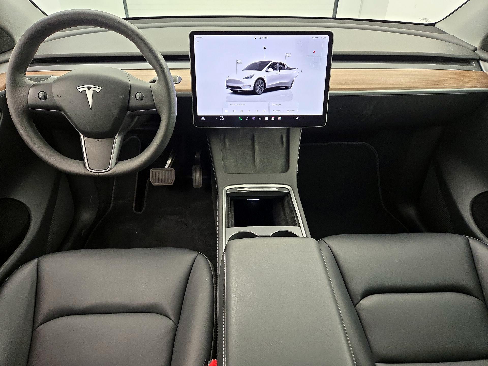 Thumbnail: 2025 Tesla Model Y - 9