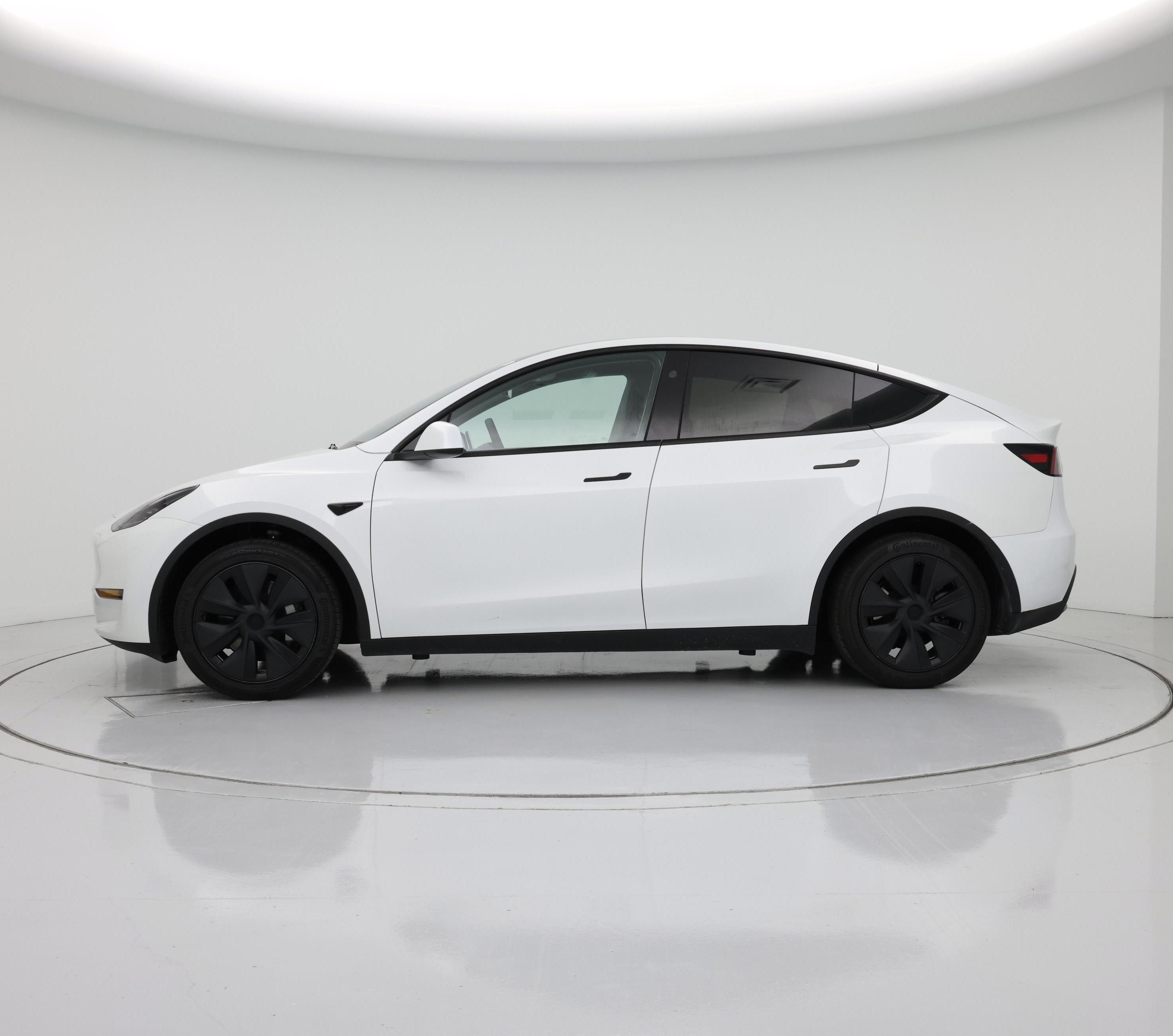 Thumbnail: 2025 Tesla Model Y - 3