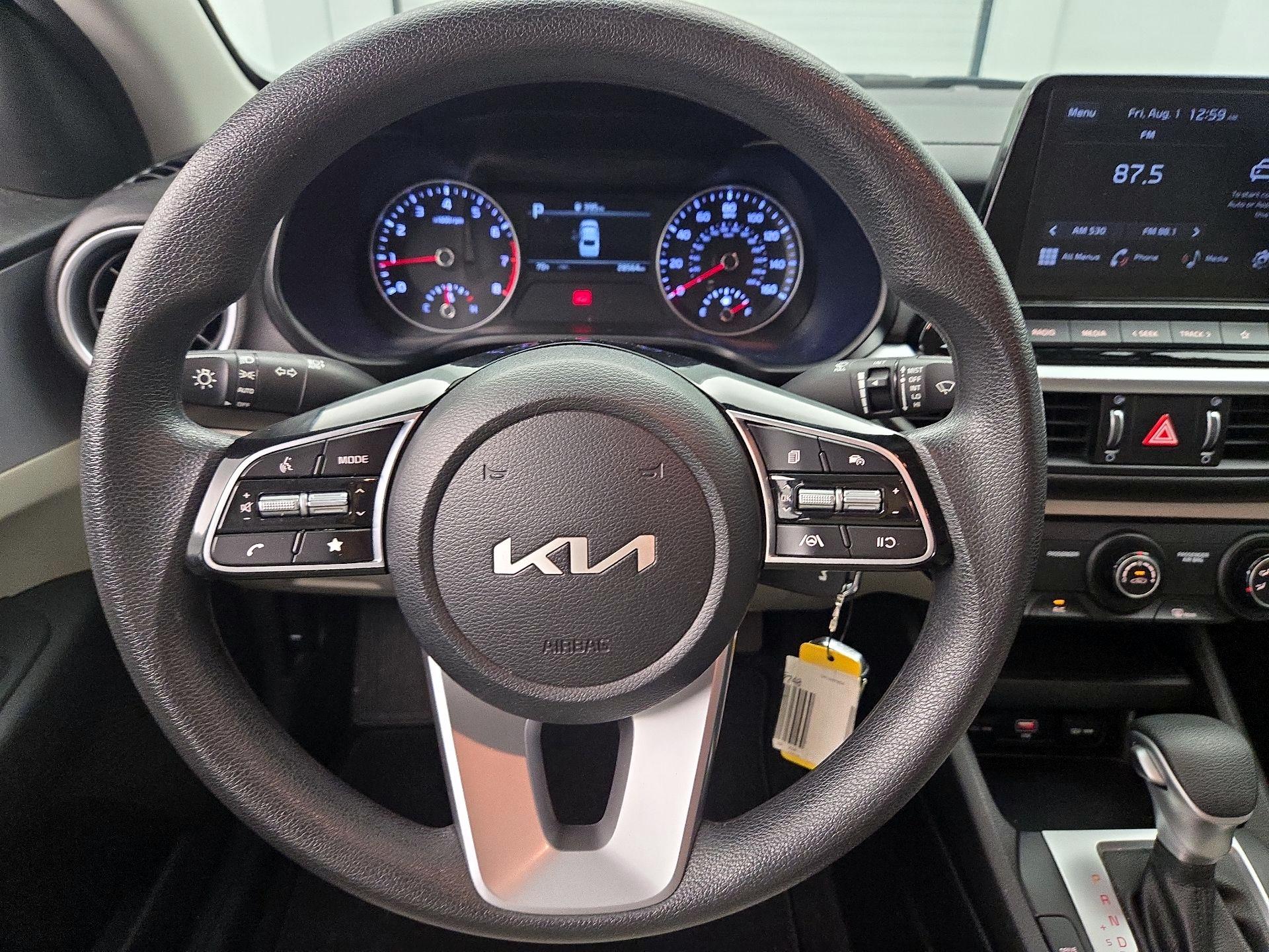 Thumbnail: 2023 Kia Forte - 10