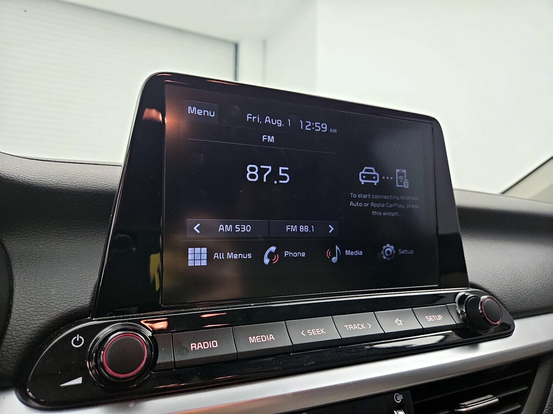 Thumbnail: 2023 Kia Forte - 15