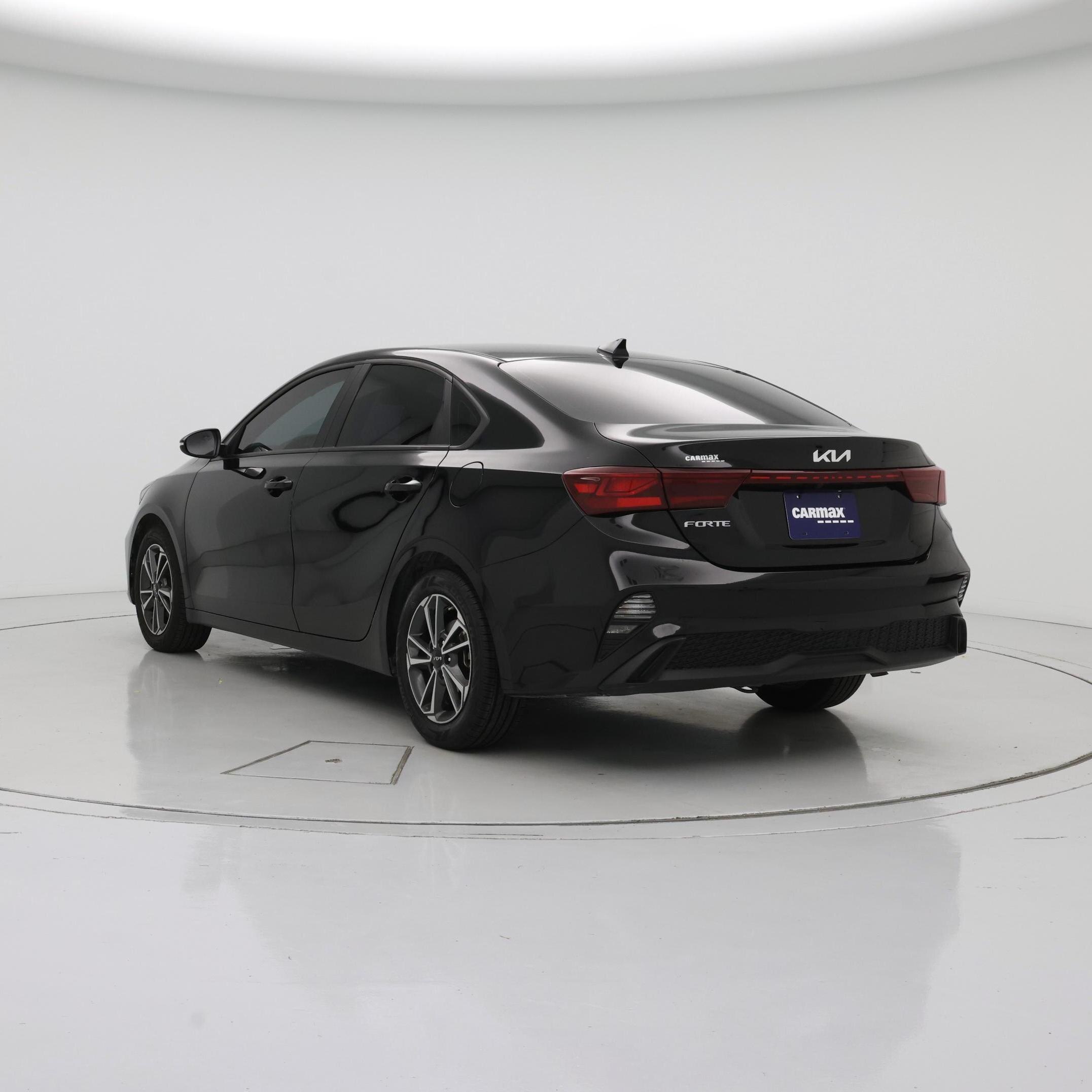 Thumbnail: 2023 Kia Forte - 2