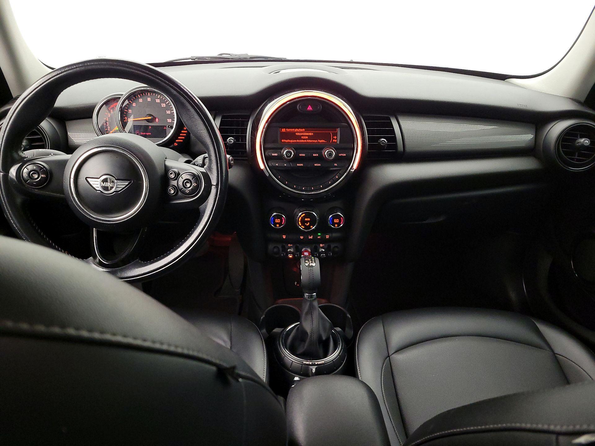 Thumbnail: 2015 MINI Cooper Hardtop - 9