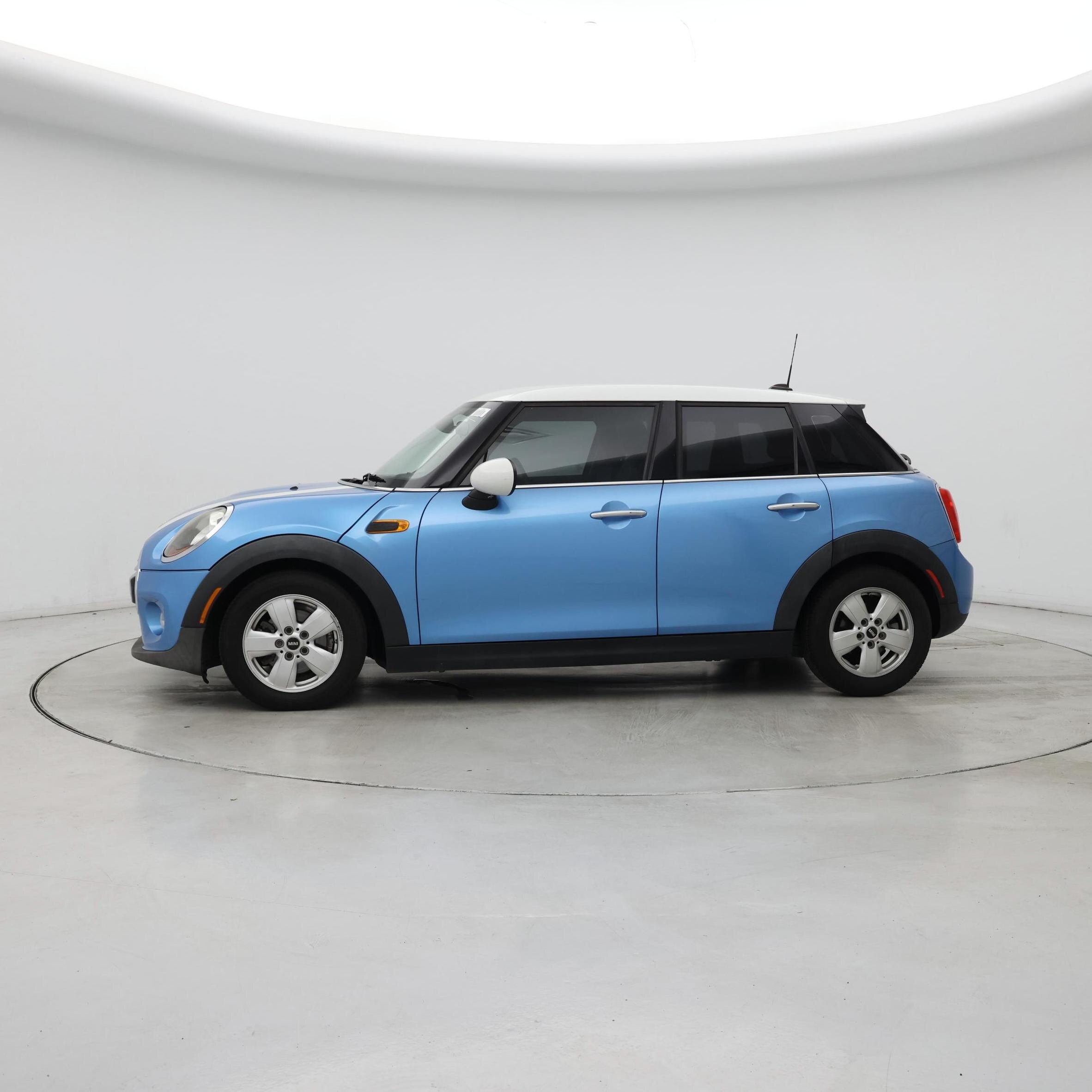 Thumbnail: 2015 MINI Cooper Hardtop - 3
