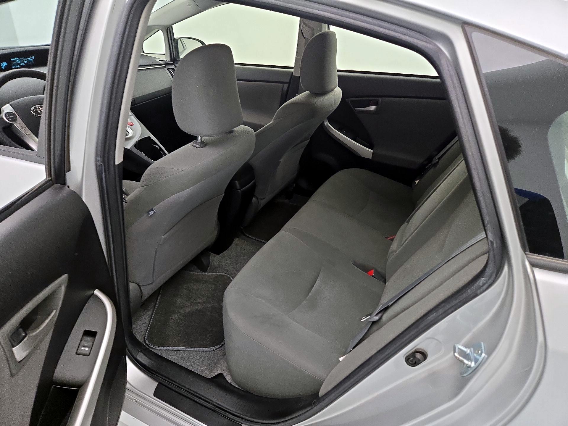 Thumbnail: 2013 Toyota Prius - 19