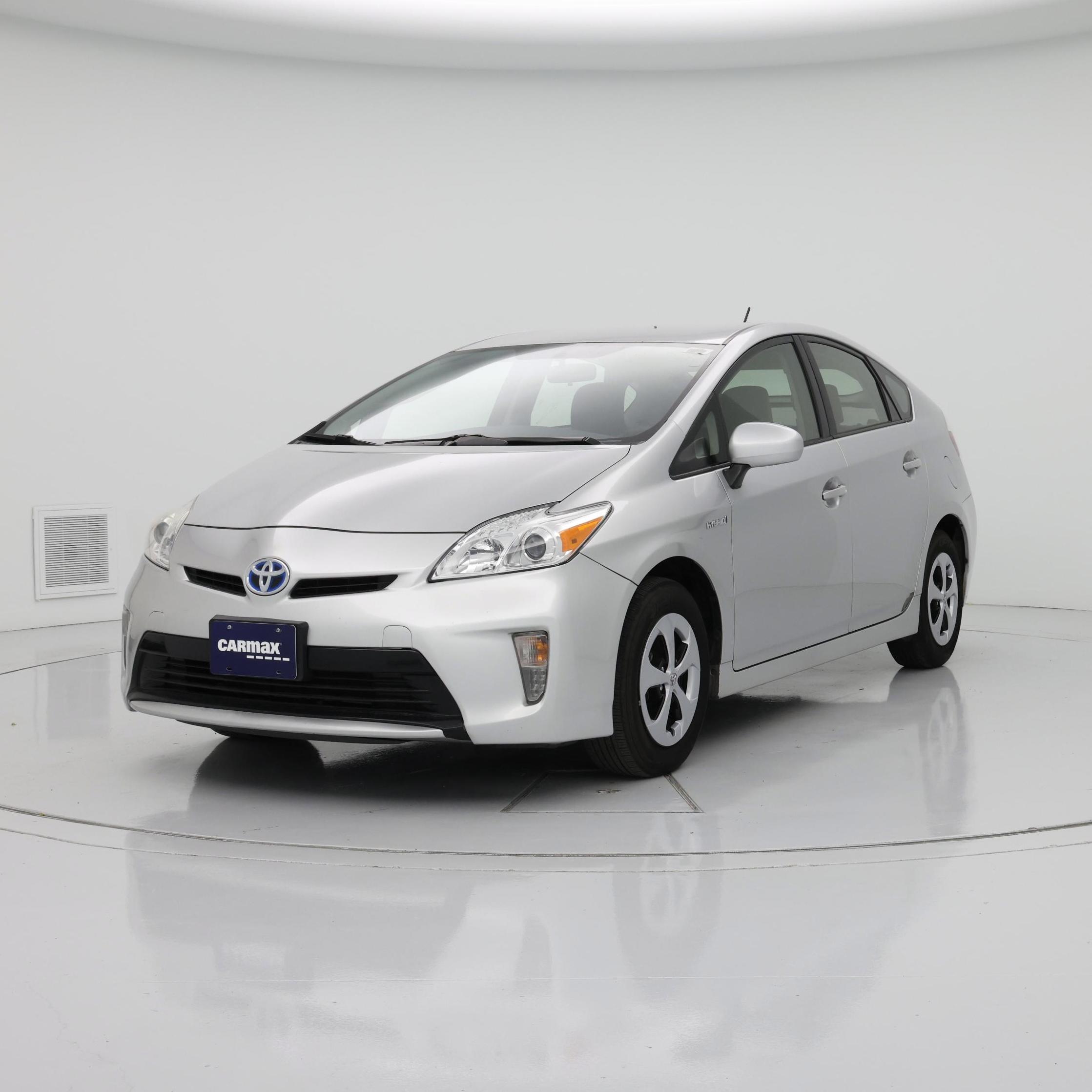 Thumbnail: 2013 Toyota Prius - 4
