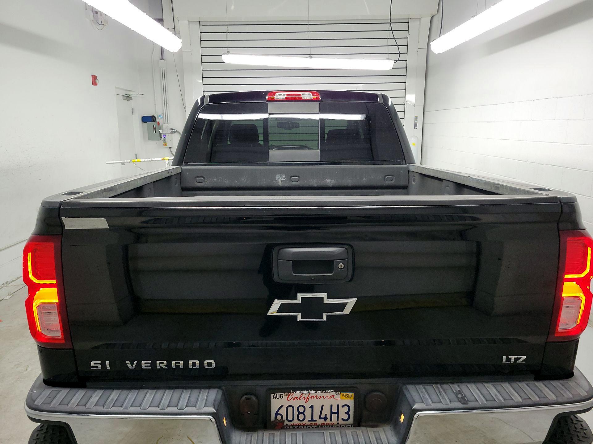 Thumbnail: 2017 Chevrolet Silverado 1500 - 18