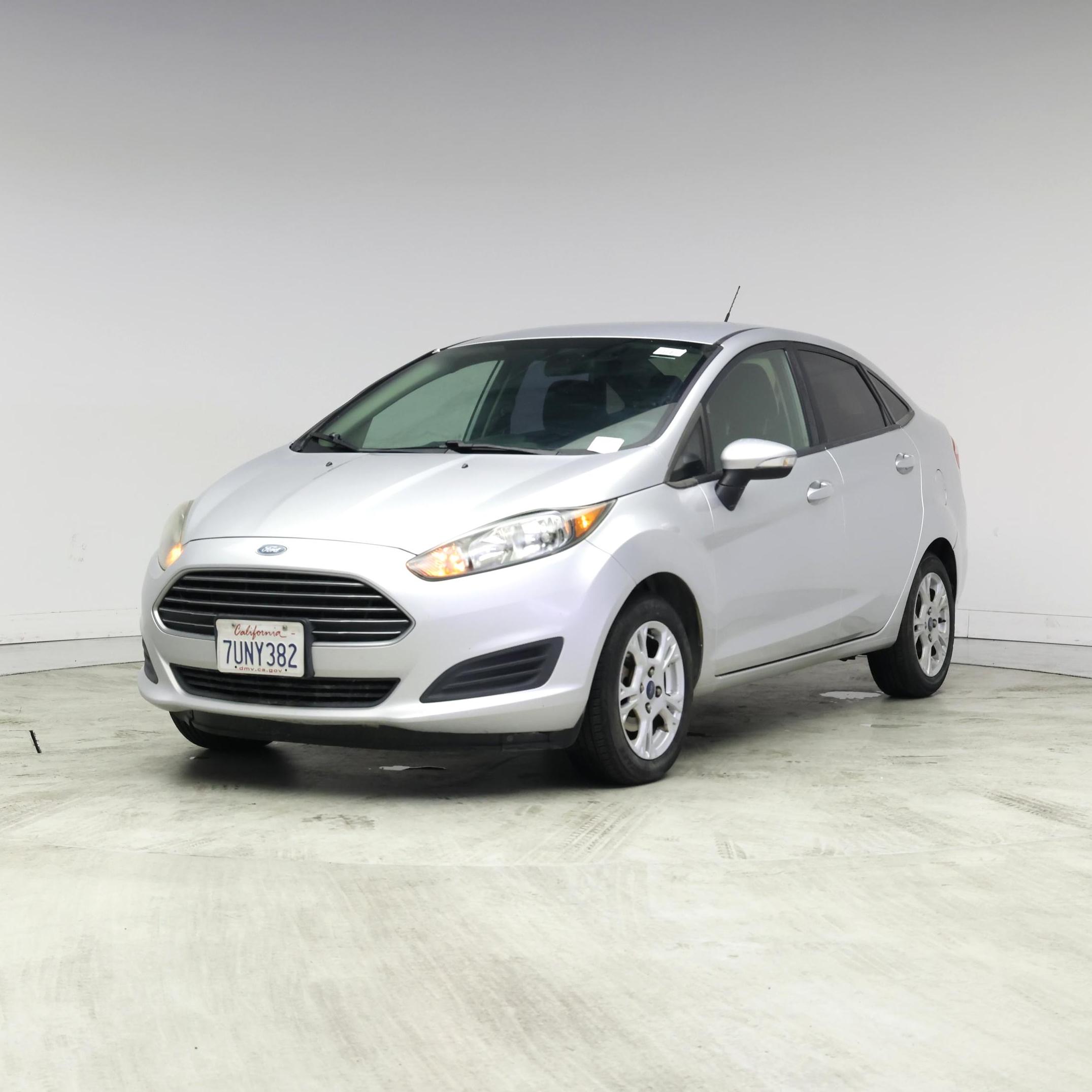 Thumbnail: 2015 Ford Fiesta - 4
