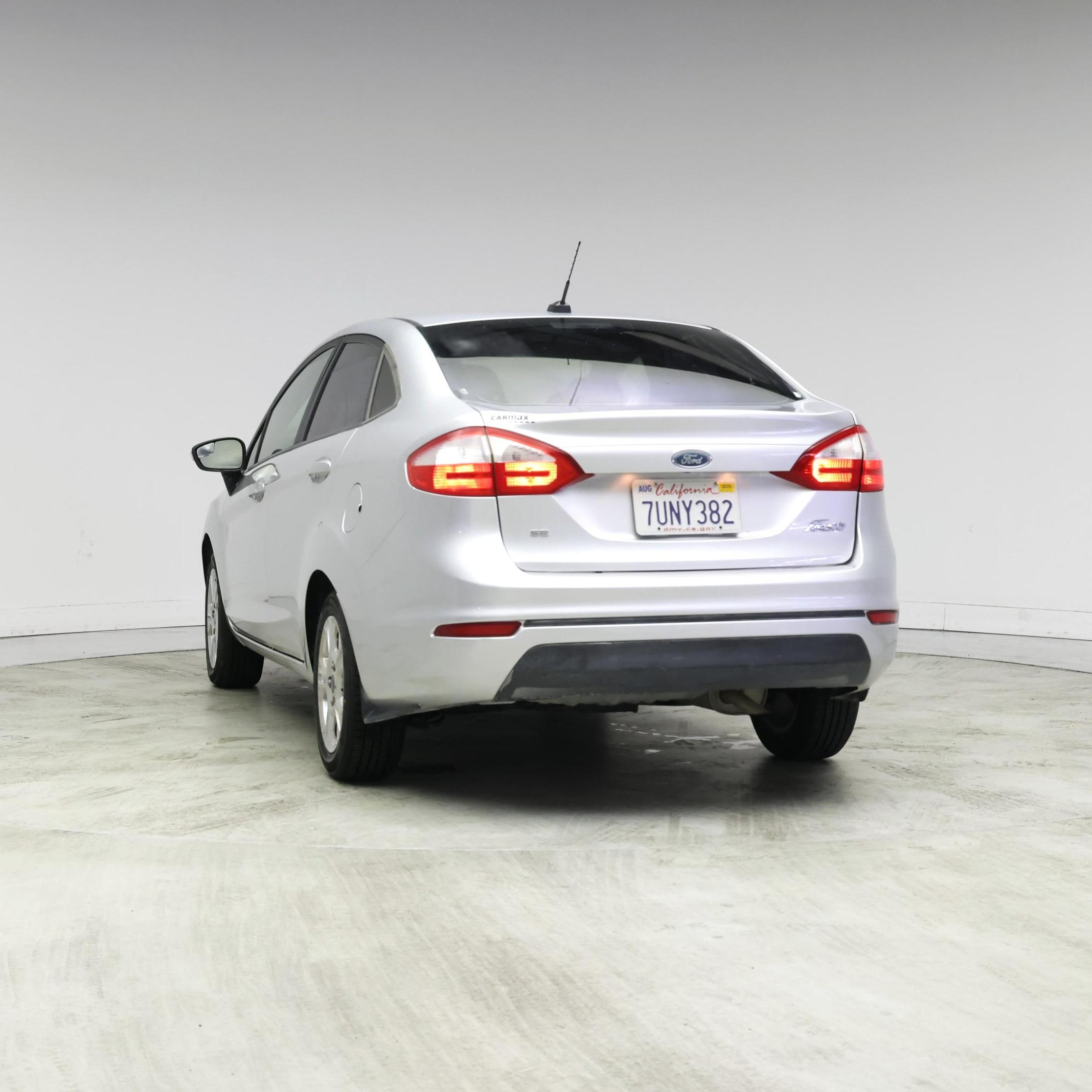 Thumbnail: 2015 Ford Fiesta - 6