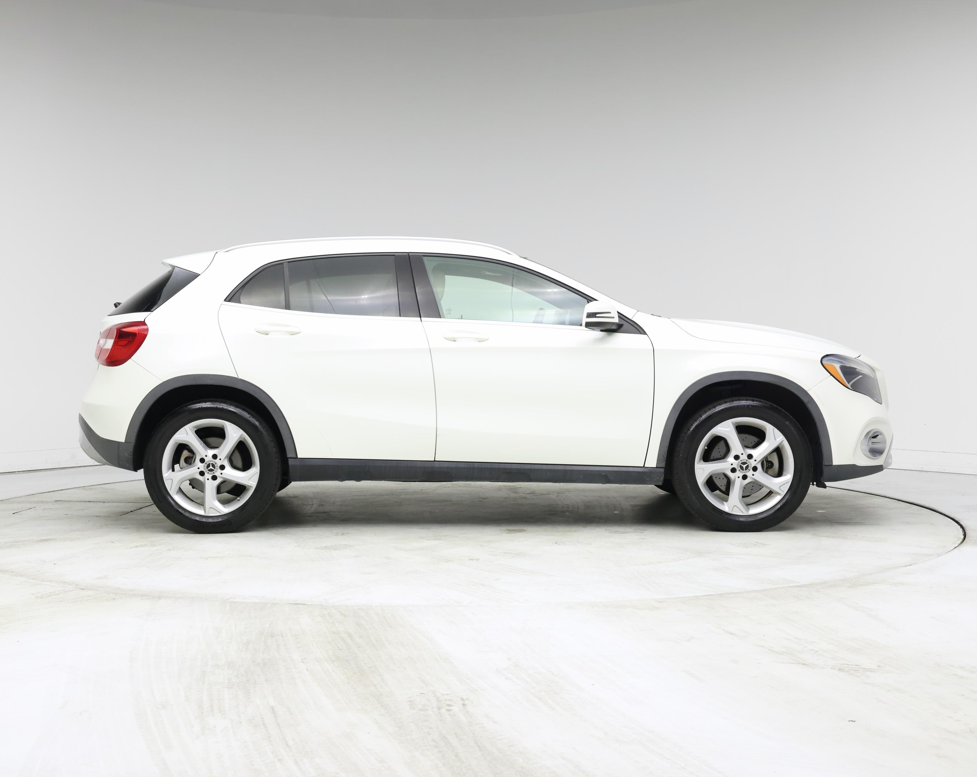 Thumbnail: 2018 Mercedes-Benz GLA - 7