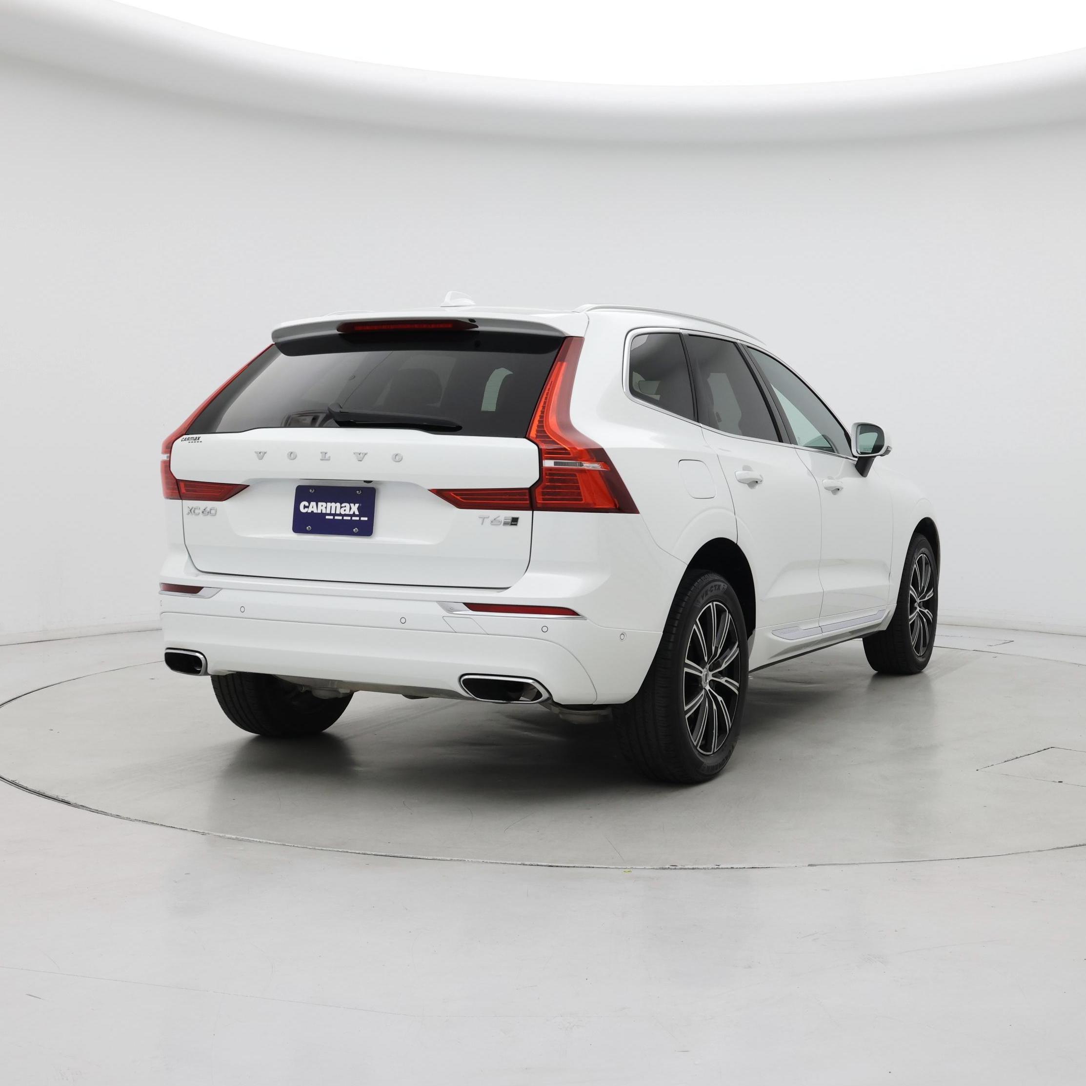 Thumbnail: 2019 Volvo XC60 - 8