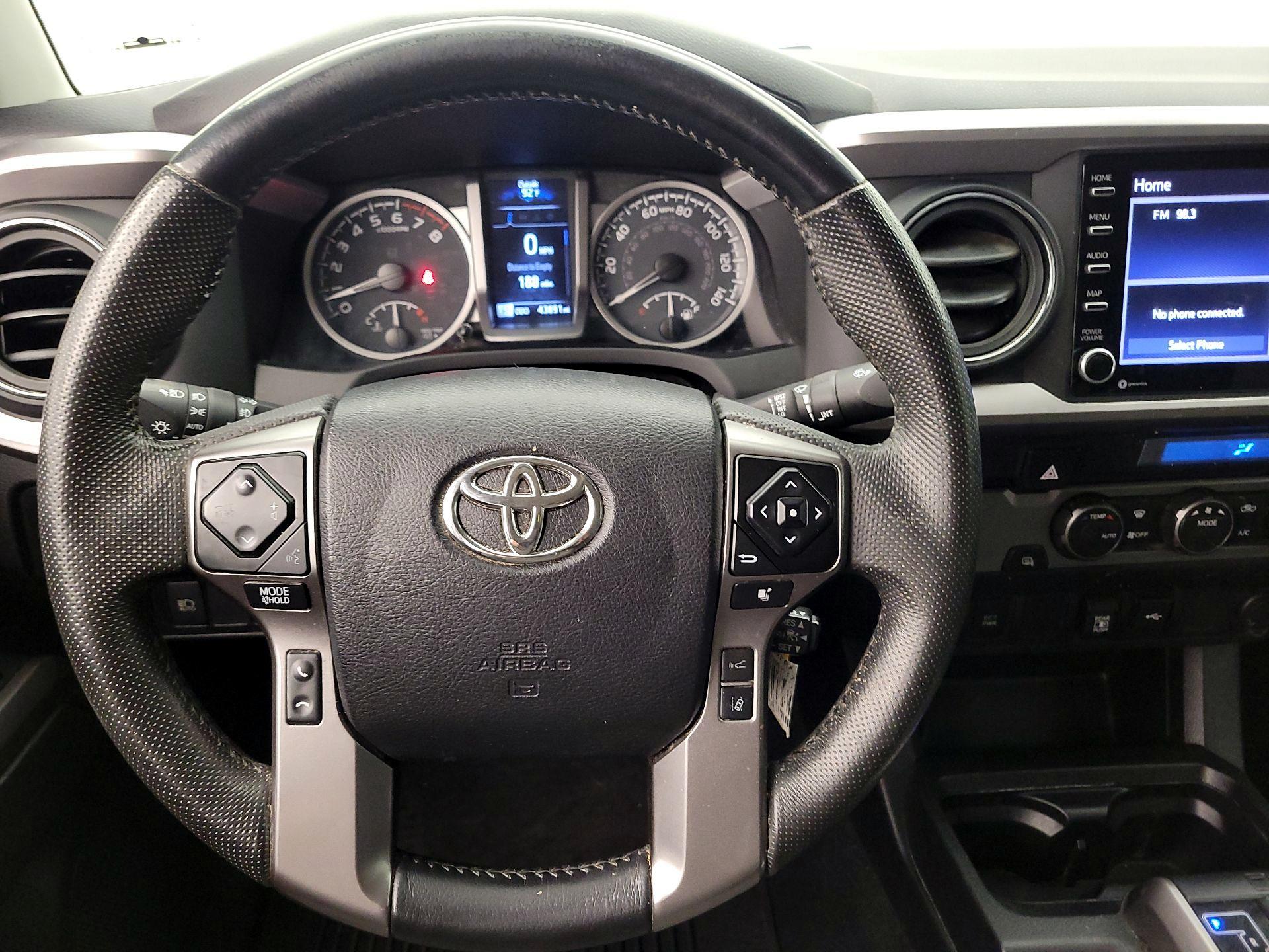 Thumbnail: 2022 Toyota Tacoma - 10